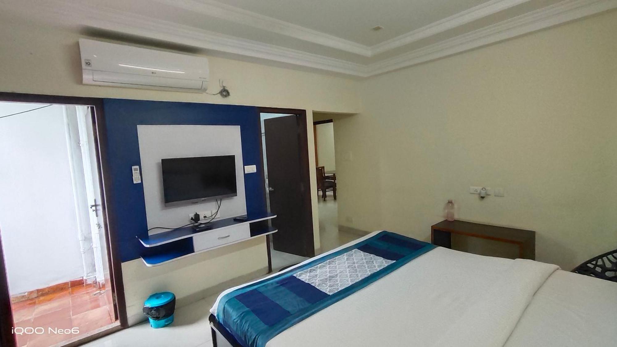 Gayathri Heights Serviced & In Hyderabad