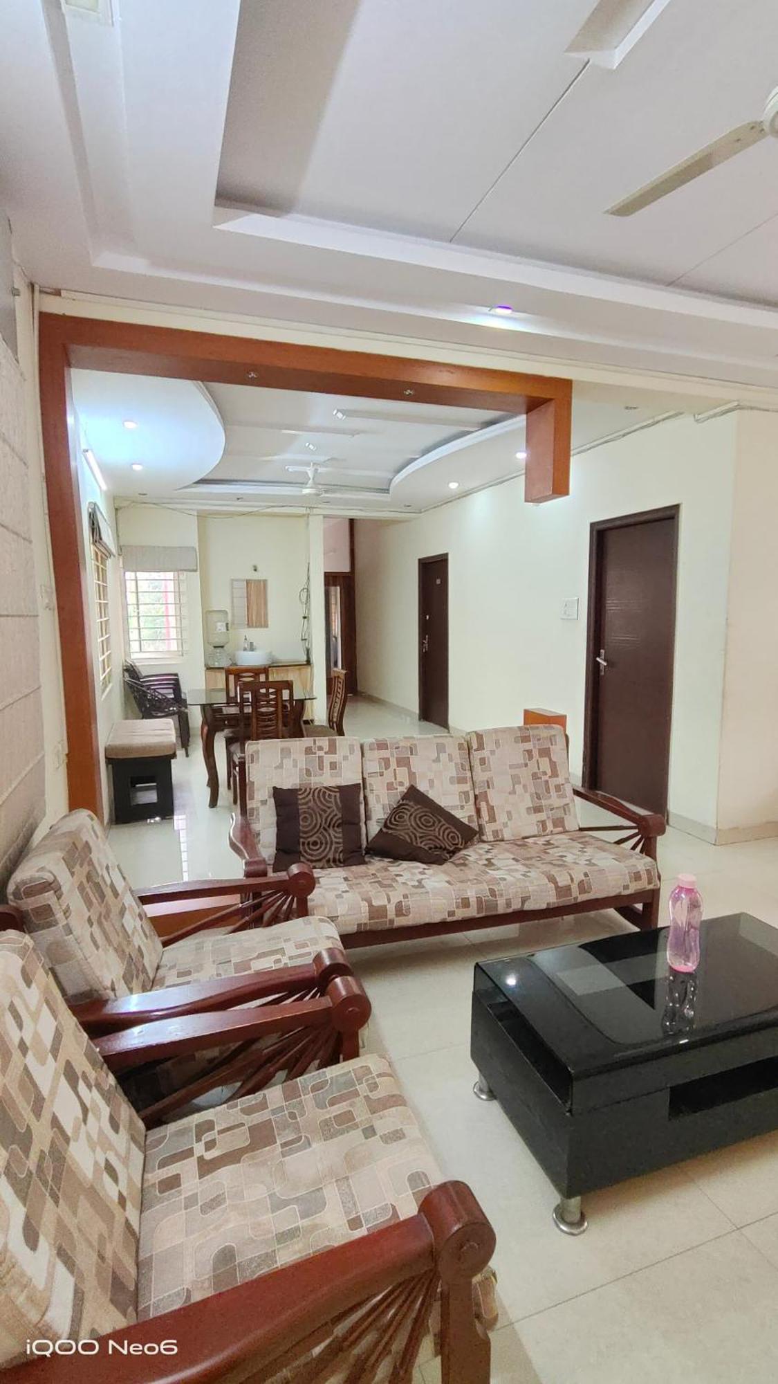 Gayathri Heights Serviced & In Guest house *