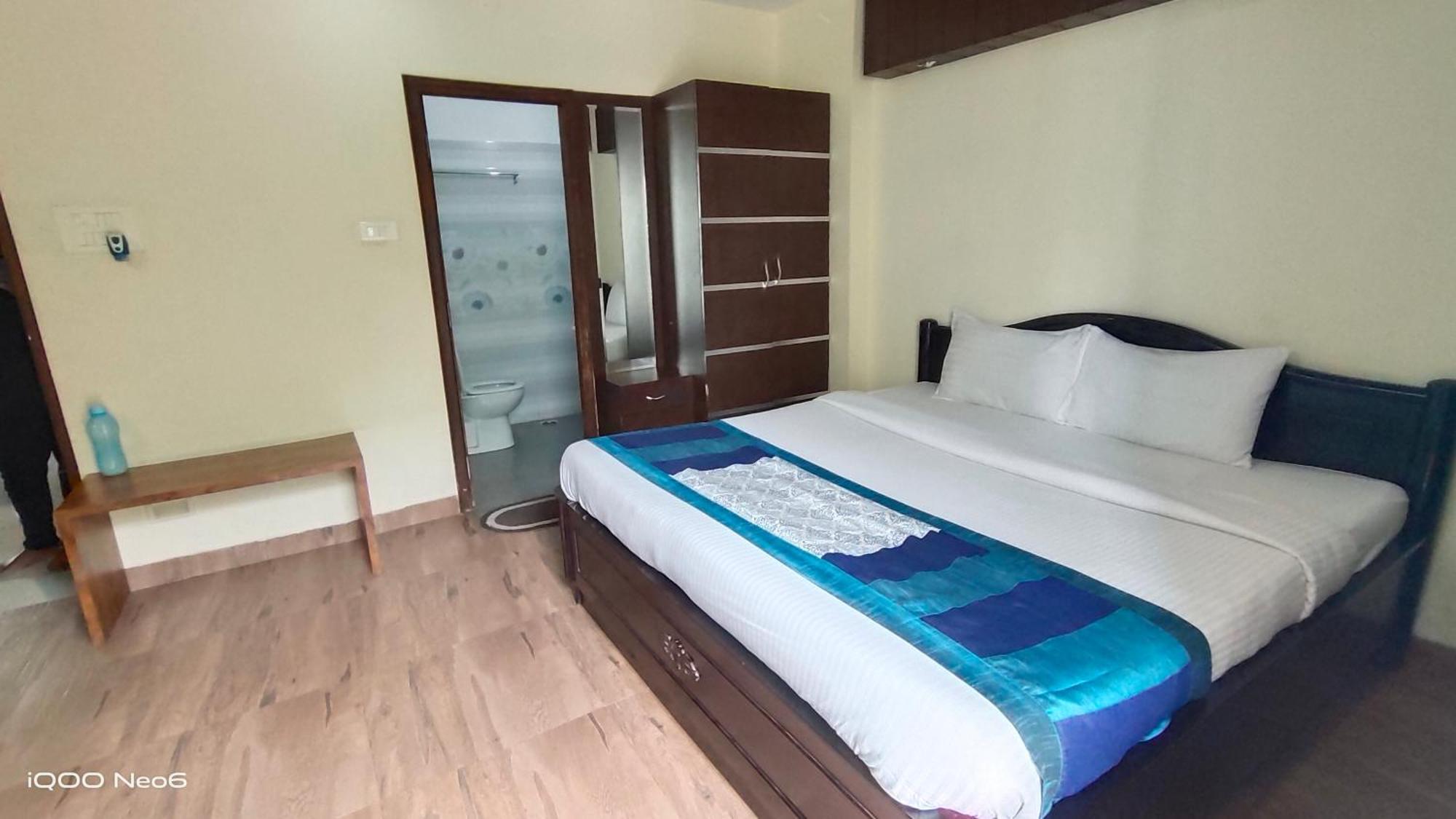 Gayathri Heights Serviced & In