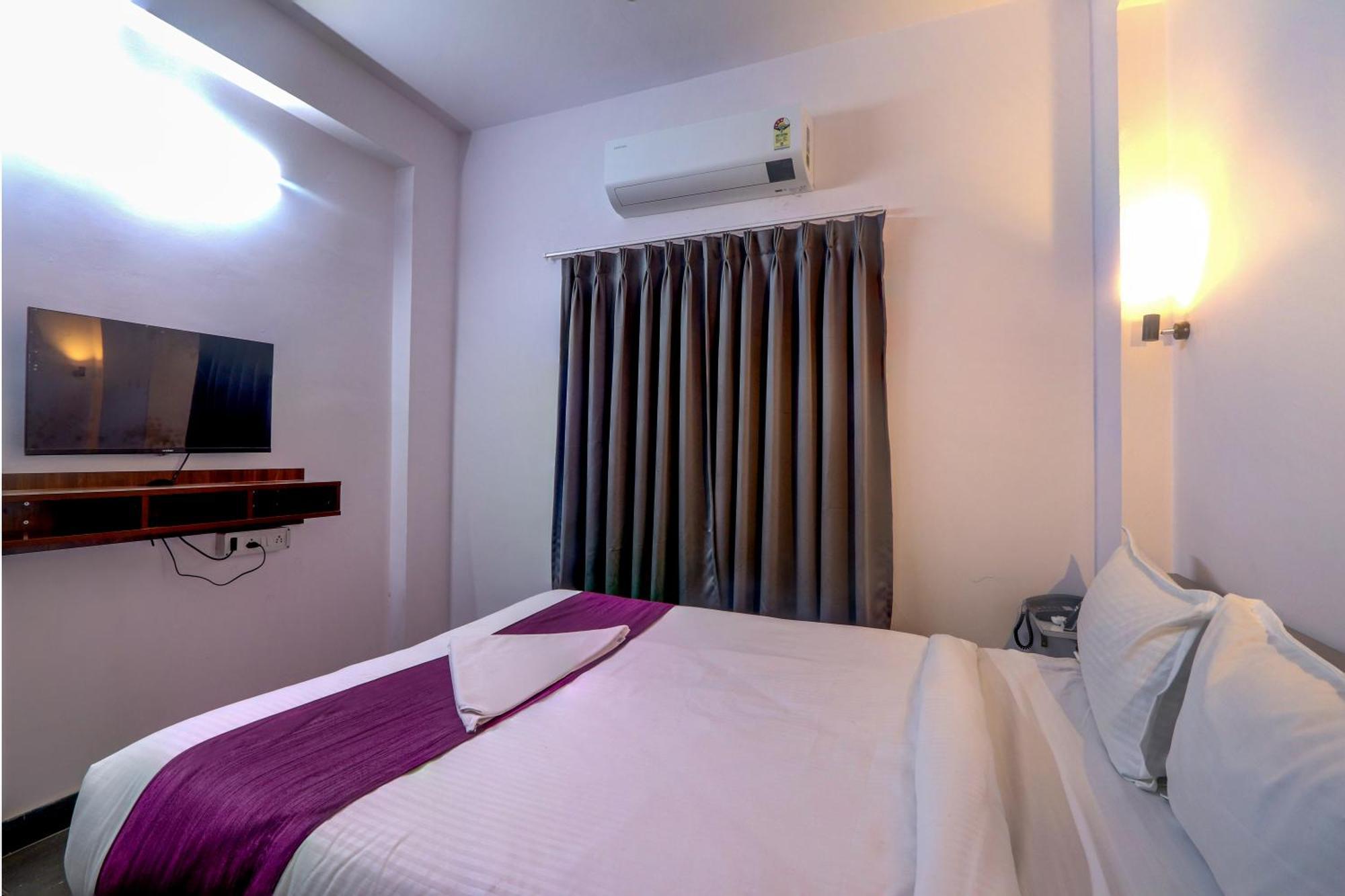 Veeksha Kiara Hospitalities - Rooms, & Near Kukatpally Rd *