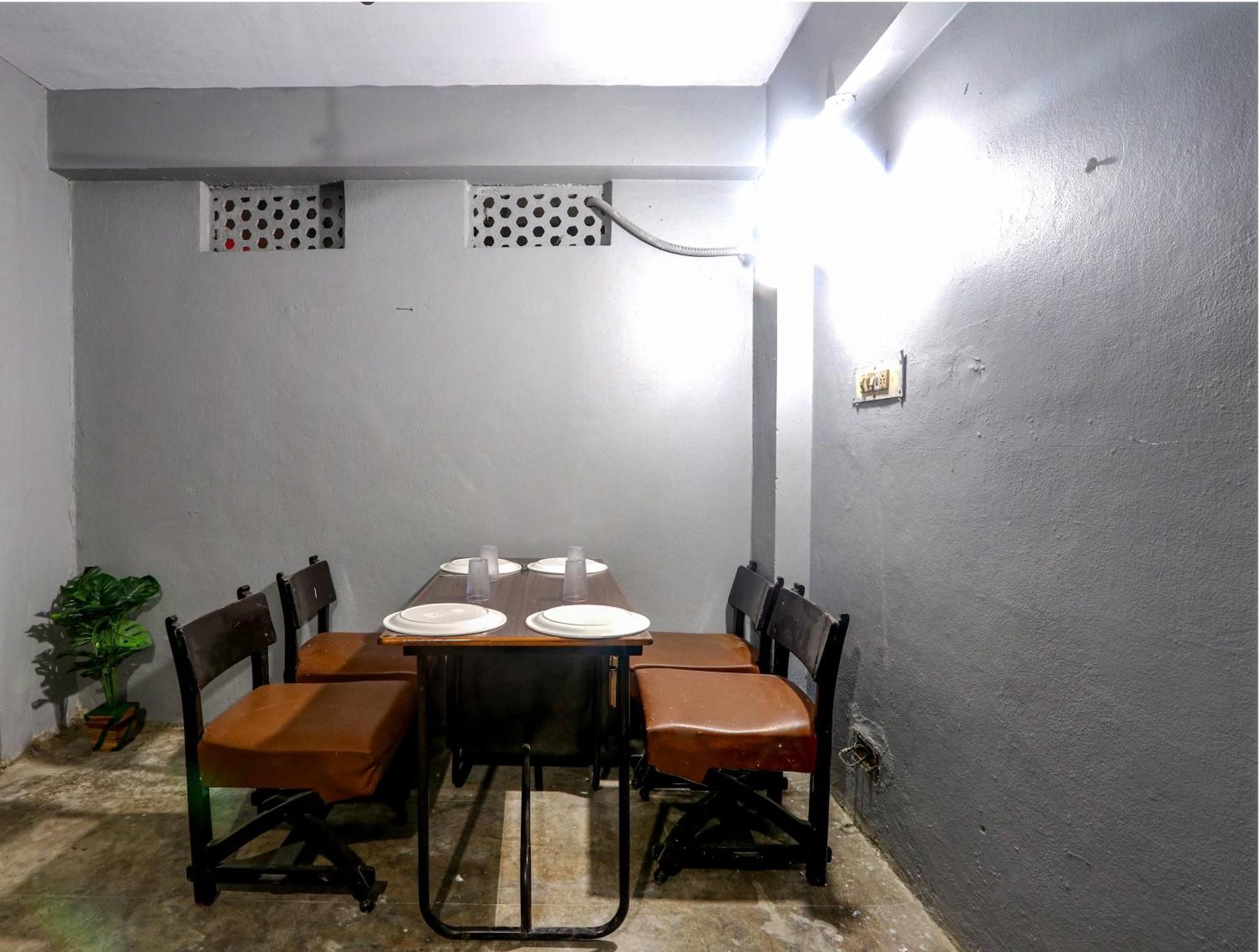 Veeksha Kiara Hospitalities - Rooms, & Near Kukatpally Rd *
