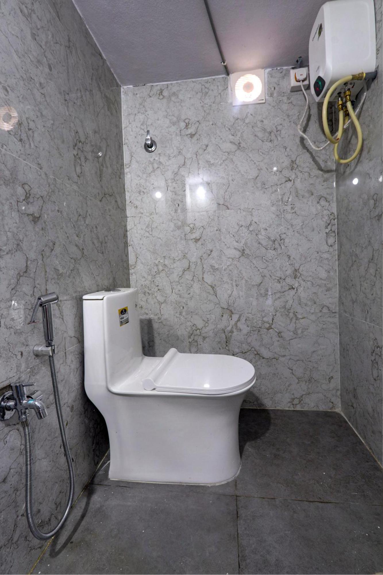 Veeksha Kiara Hospitalities - Rooms, & Near Kukatpally Rd *