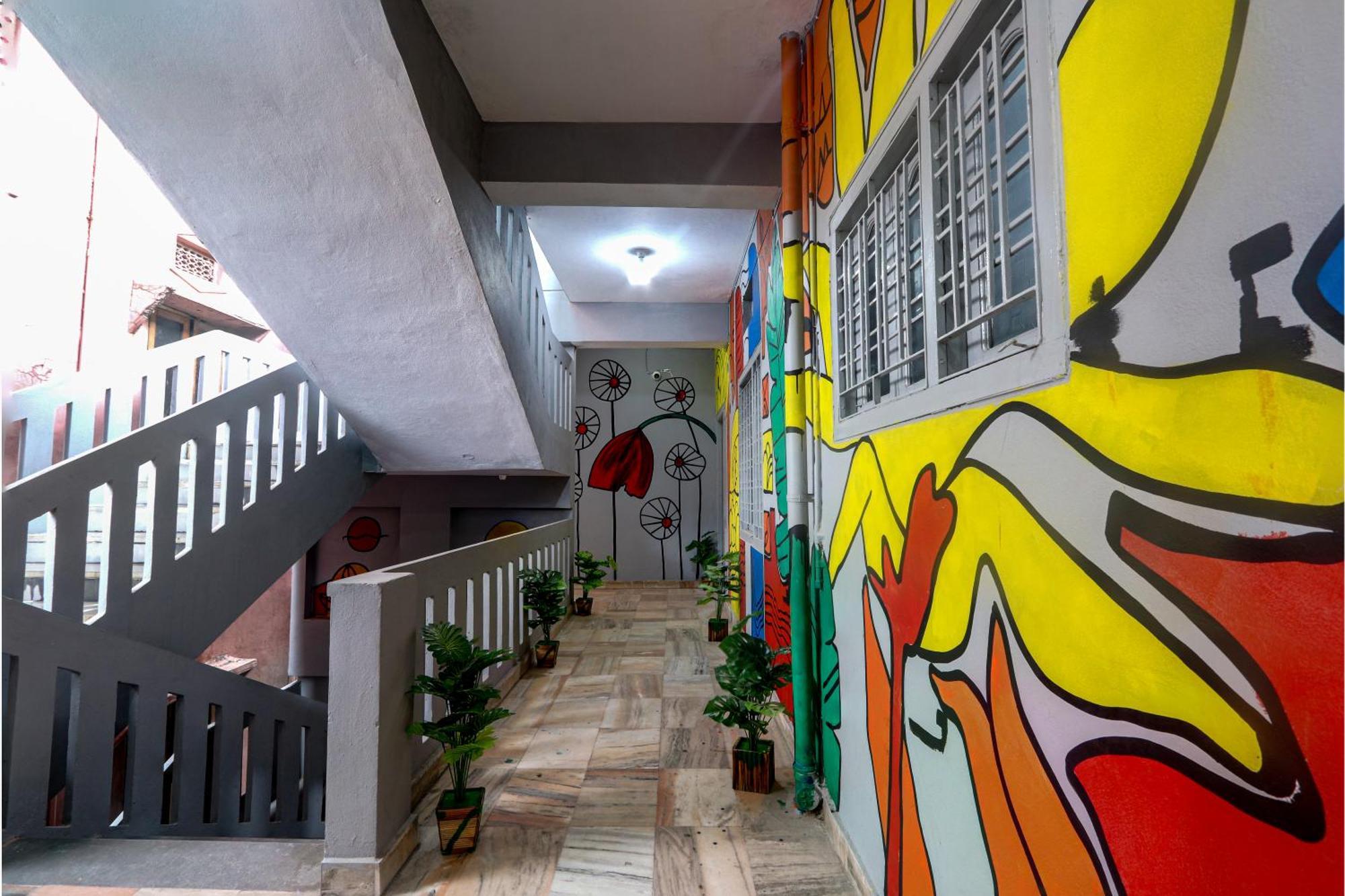 Veeksha Kiara Hospitalities - Rooms, & Near Kukatpally Rd Apartamento Hyderabad