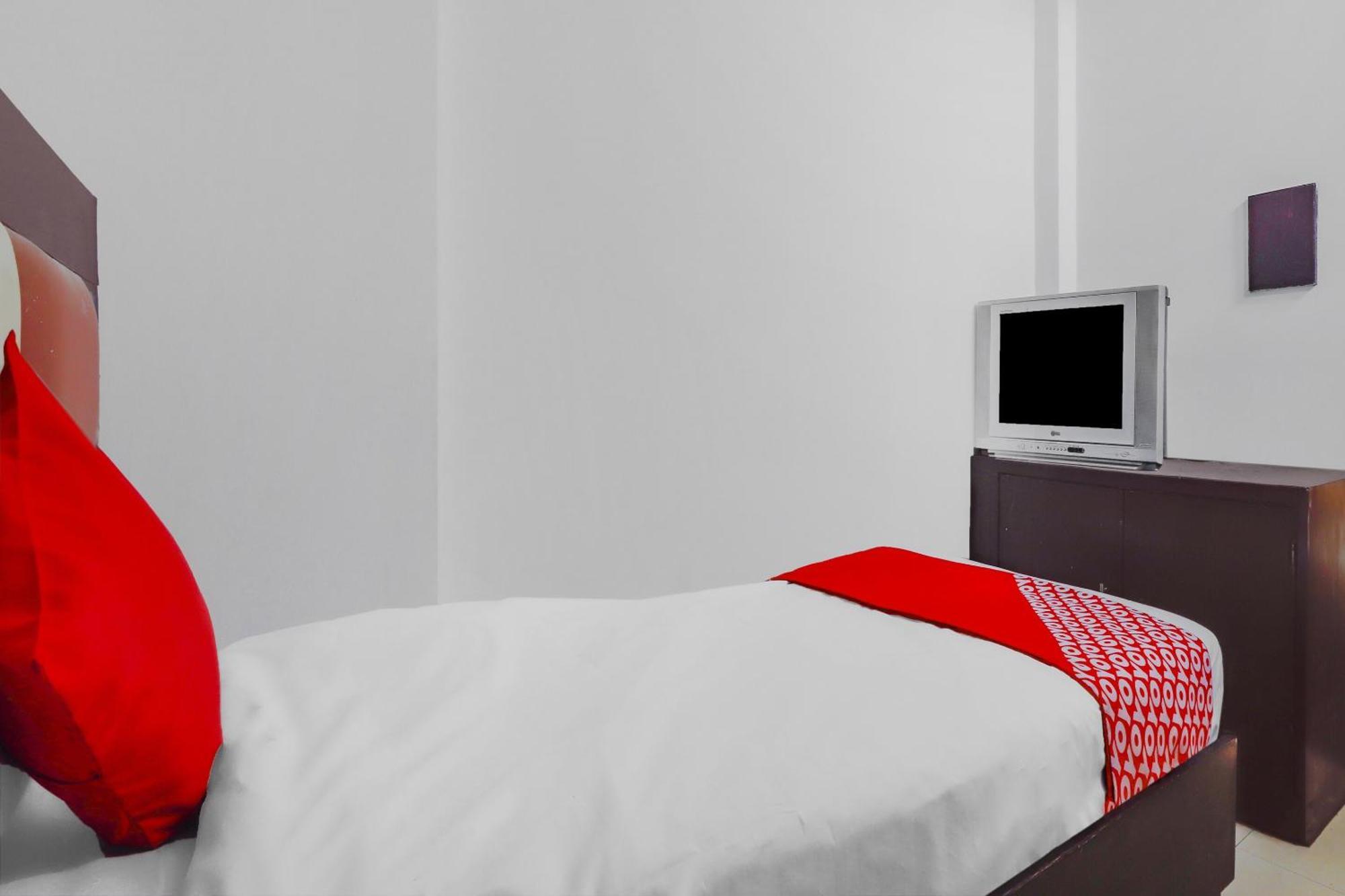 O Meredian Hotel 3*