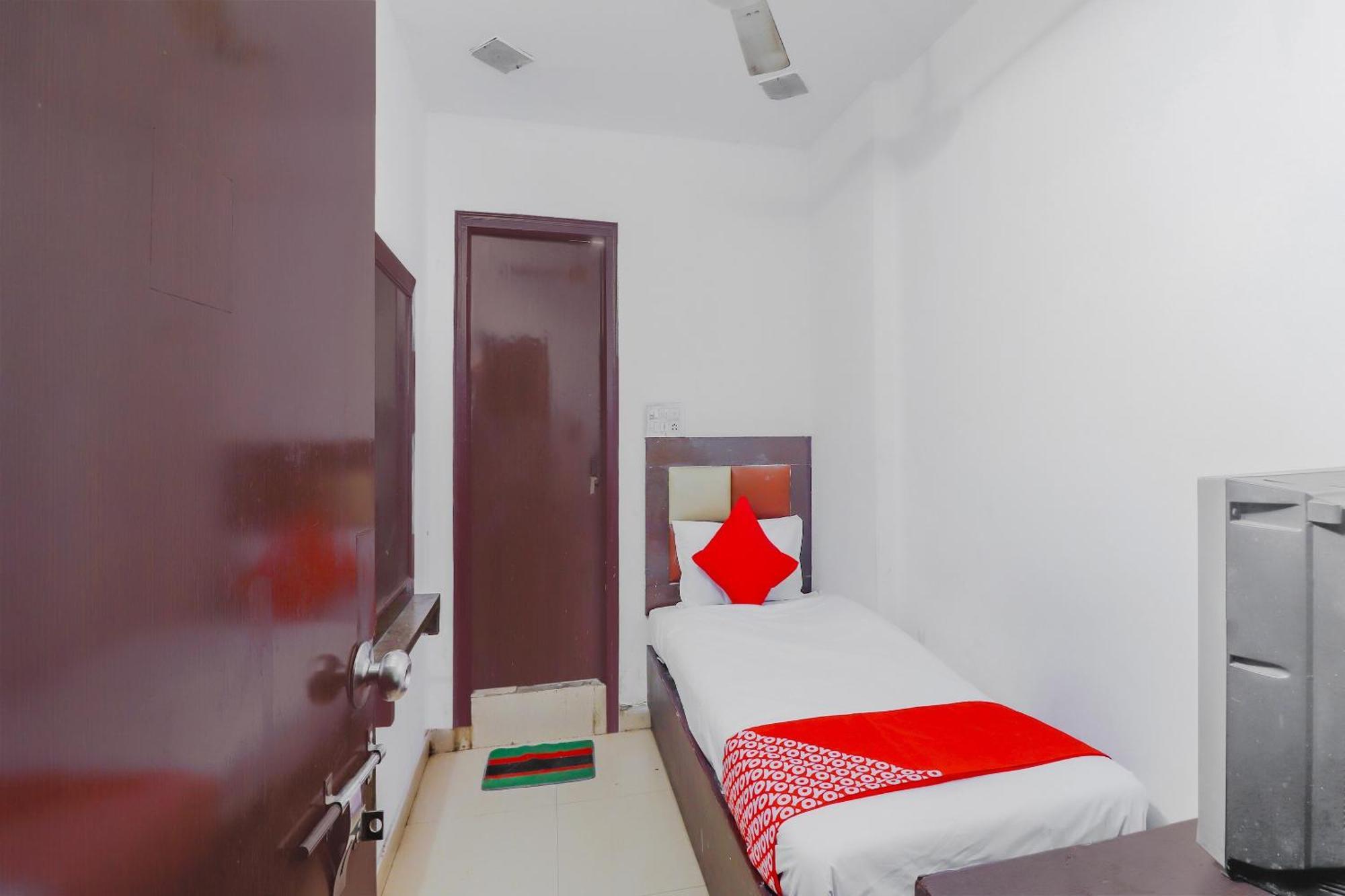 Hotel O Meredian Hyderabad