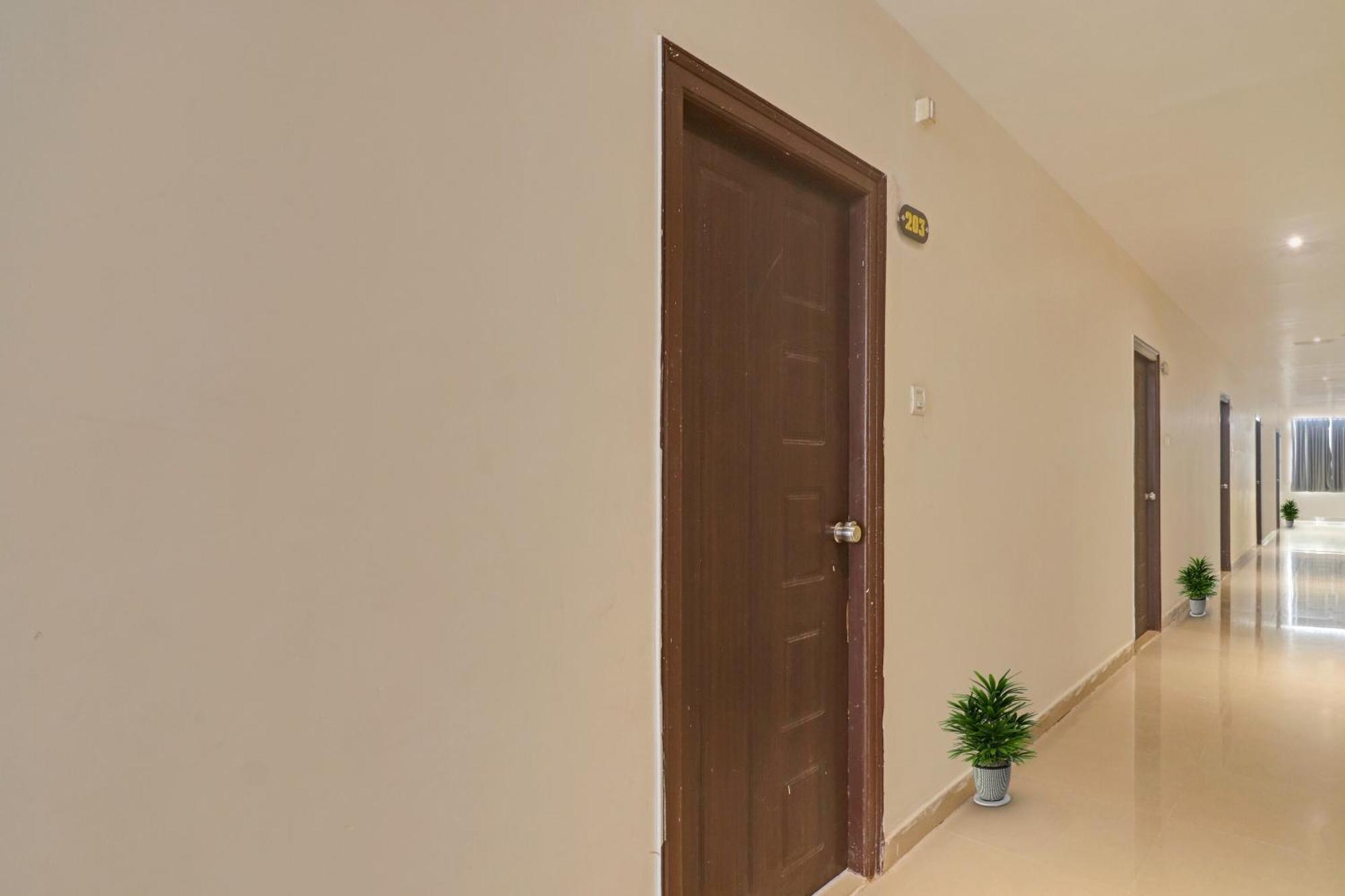 Hotel Super O Hills Luxury