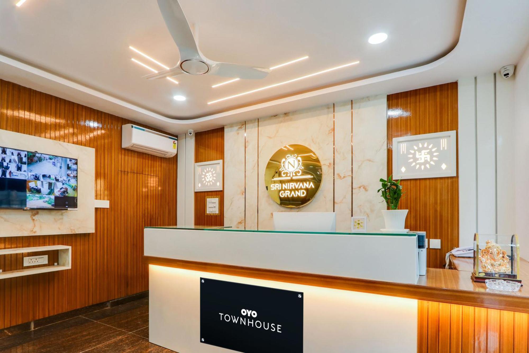 Hotel Super Townhouse Sri Nirvana Grand 4*