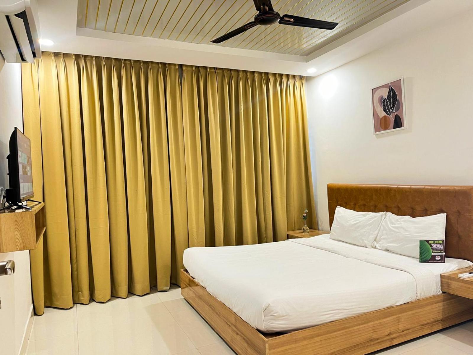 Hibiscus Tree- Bachupally Hotel 3*