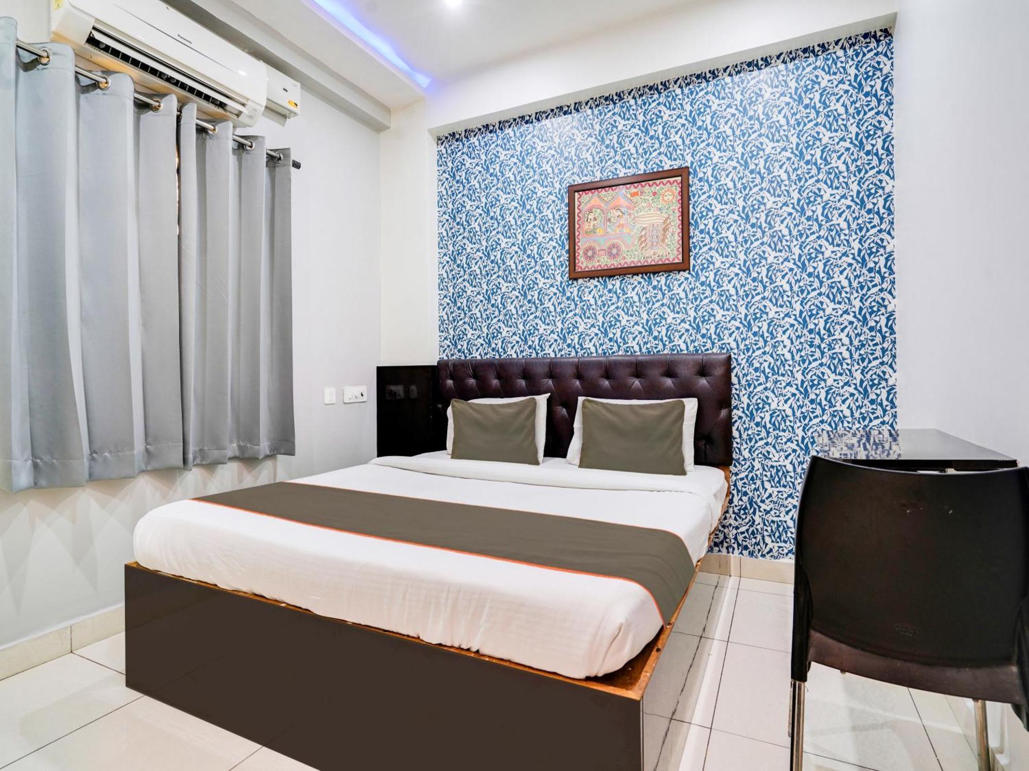 Collection O Blue Iris A Grandure. Hotel Hyderabad
