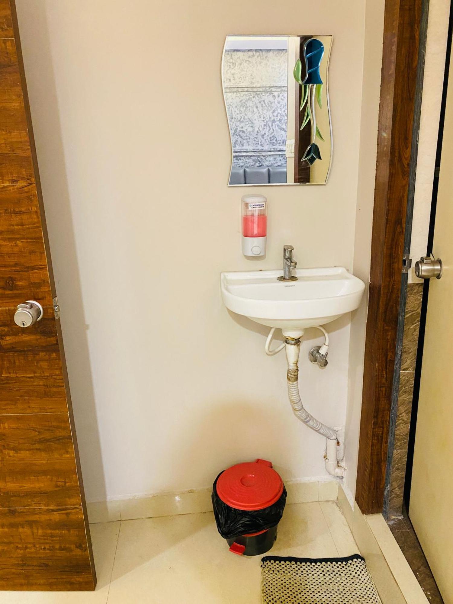 Saaradhi Grand Hotel Hyderabad