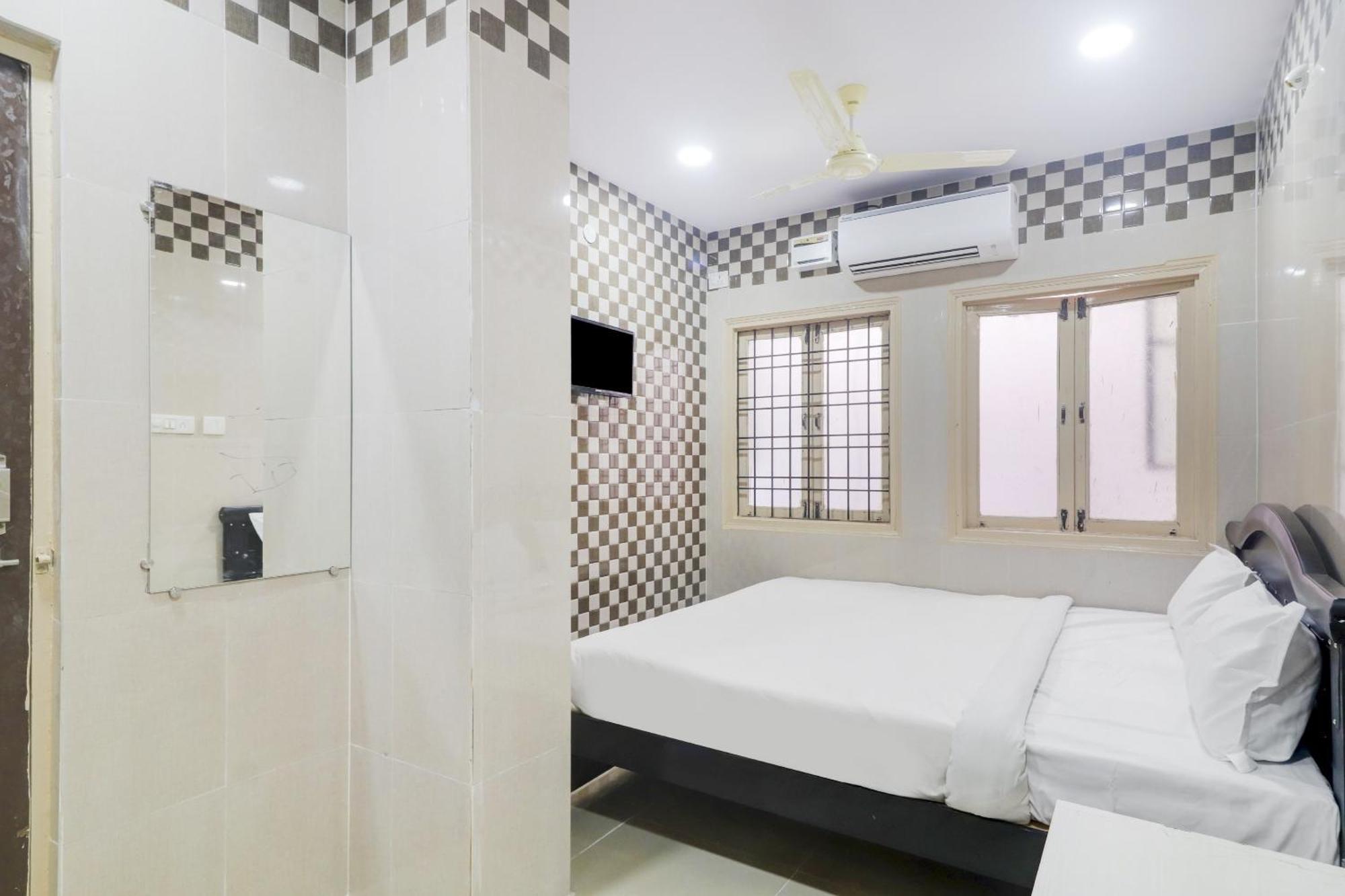 Hotel O Aroma Classic Near Nampally Railway Station Hyderabad