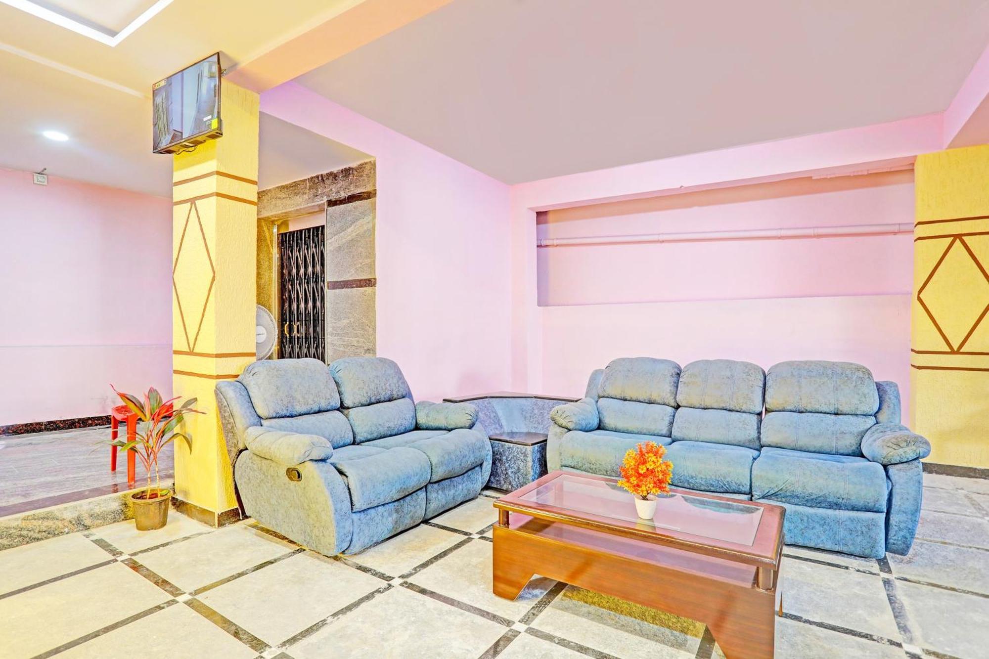 Hotel O Vsm Grand Kondapur (Telangana)