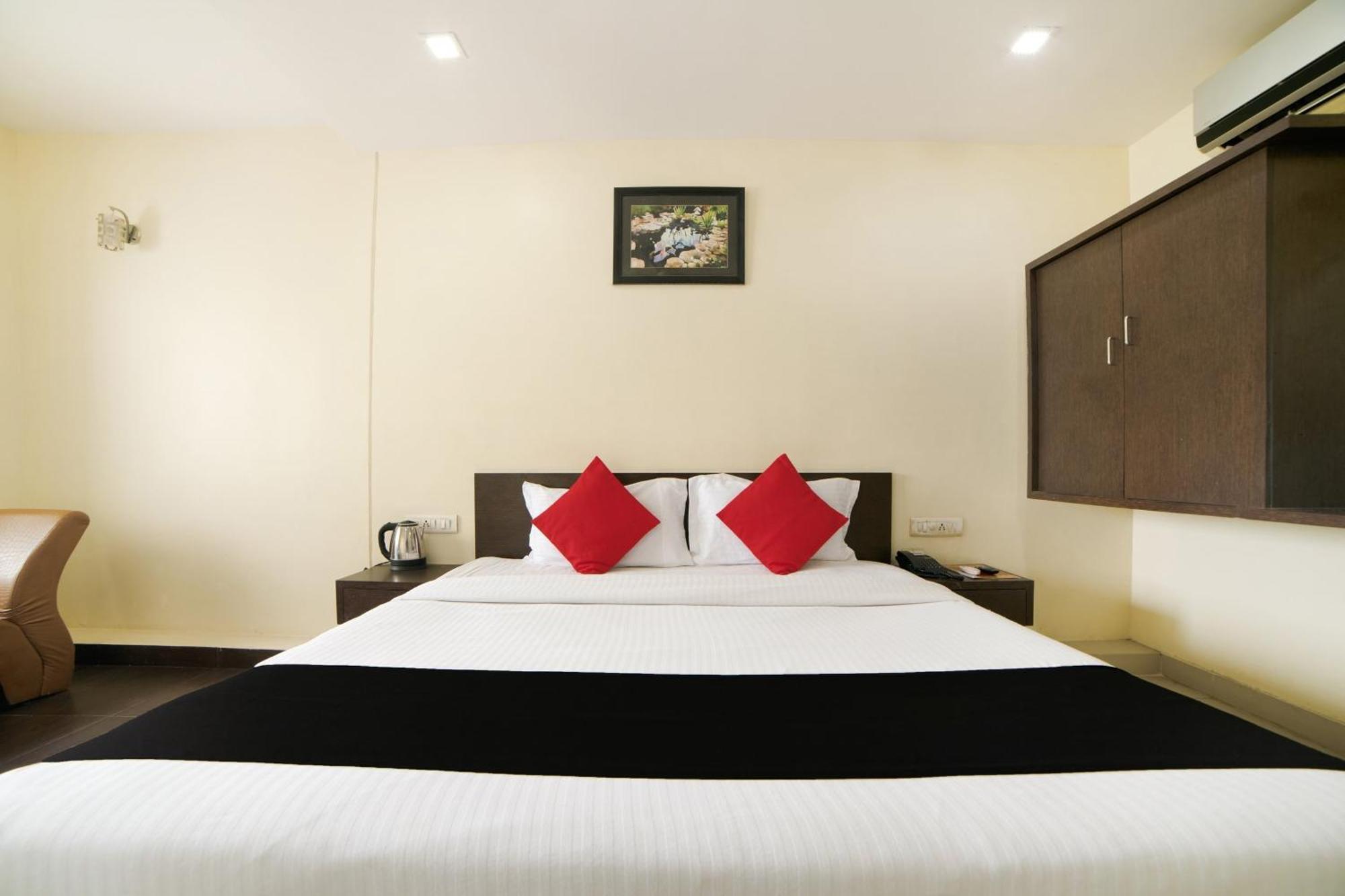 Super Capital O Raaga Grand Hotel Hyderabad