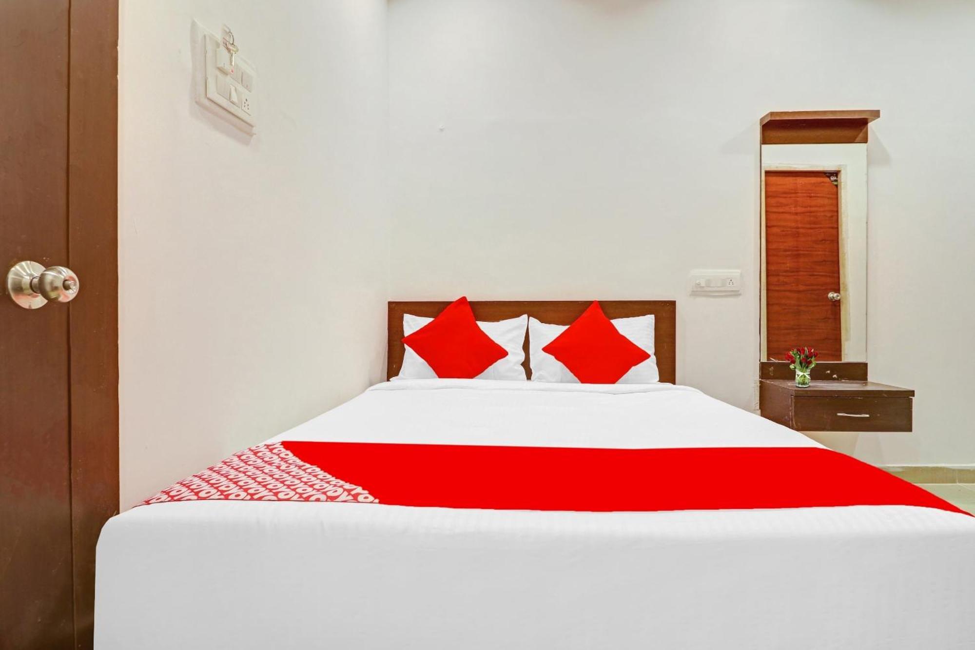 O R Square Near Lb Nagar Metro Station 3* Hyderabad