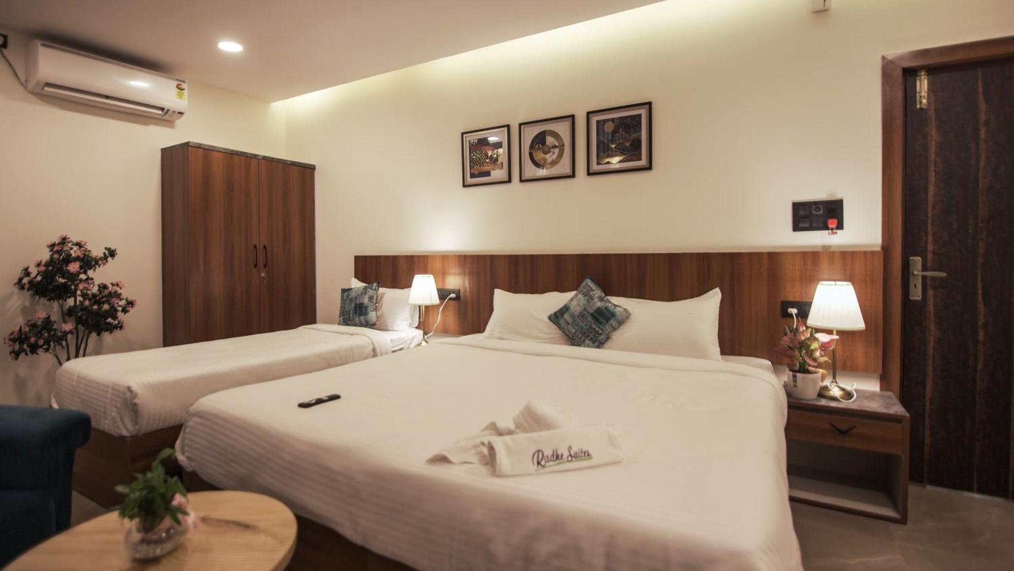 Radhe Hotel
