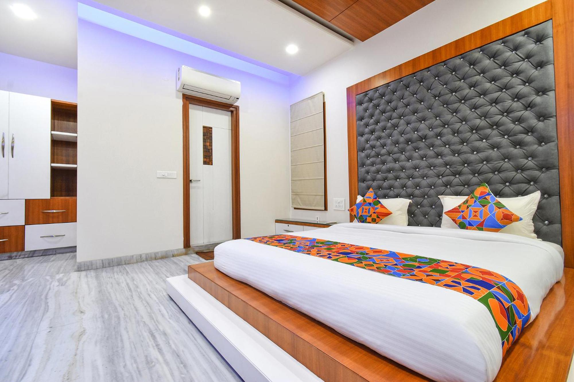Fabhotel De Alphabet Ii - Nr Ameerpet Metro Station Hyderabad