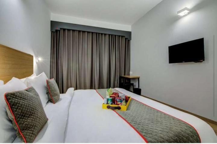 Blossoms Mdmr Group- Lakdikapul- Free Food Vouchers - Free Buffet Breakfast 3* Hyderabad