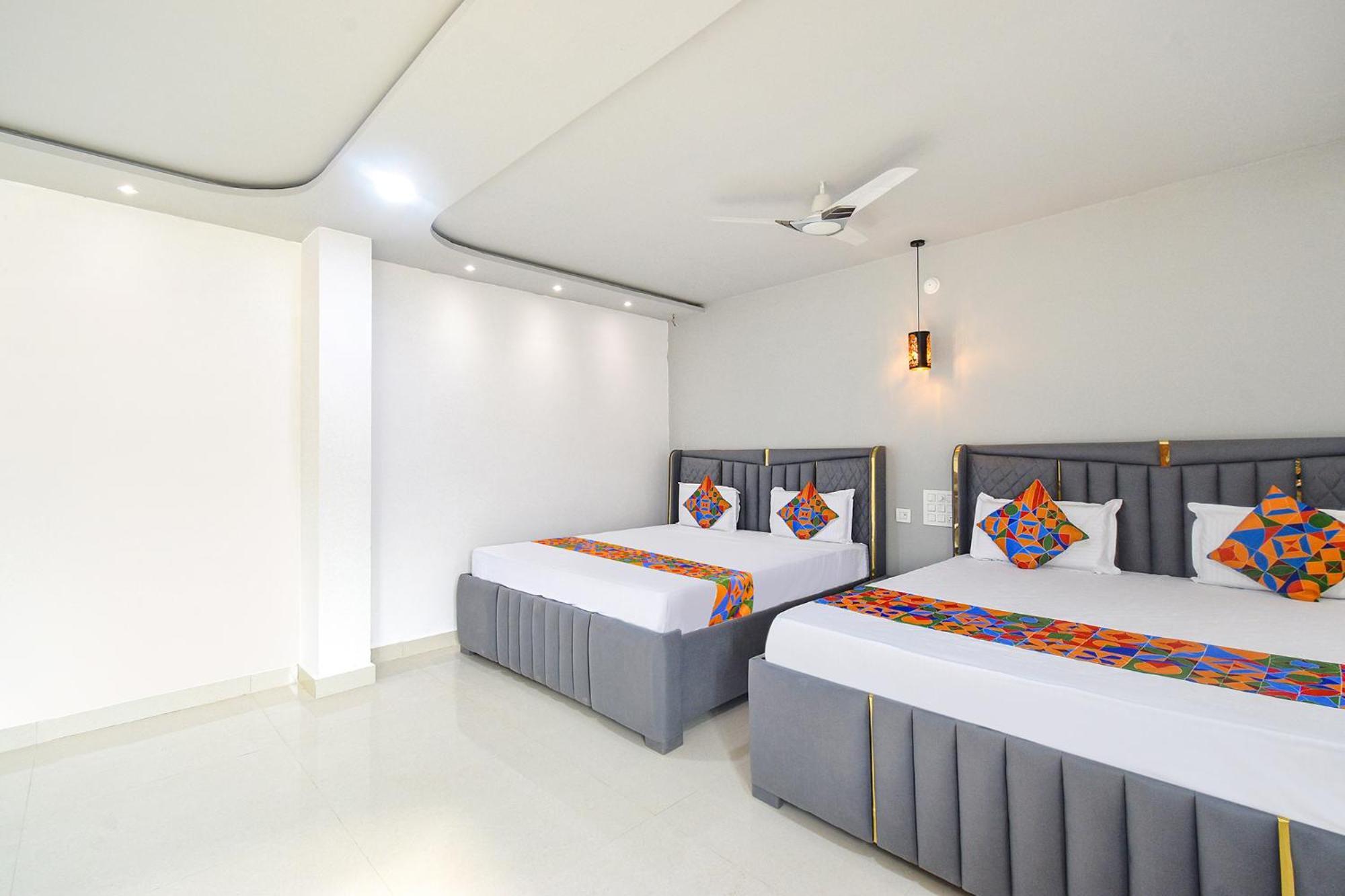 Hotel Fabhotel Srs Grand - Nr Mahindra University, Gandi Maisamma