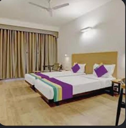 Hotel Blossoms Mdmr Group- Lakdikapul- Free Food Vouchers - Free Buffet Breakfast Hyderabad