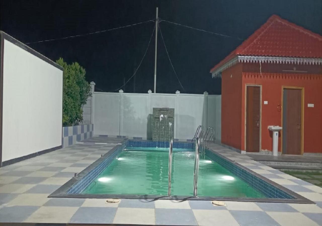 Vasista Hotel