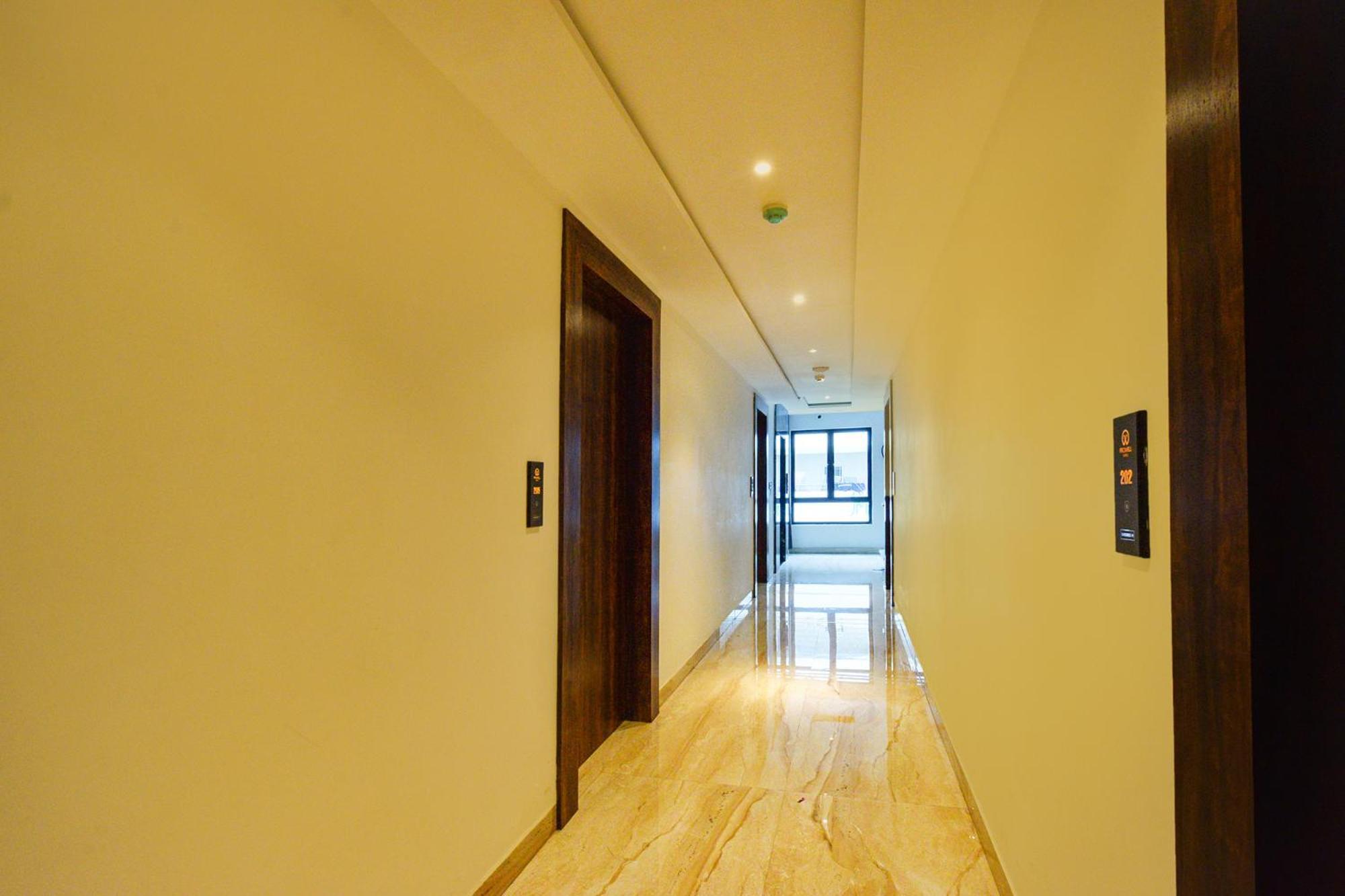 Hotel Fabhotel Prime Prowell Apex