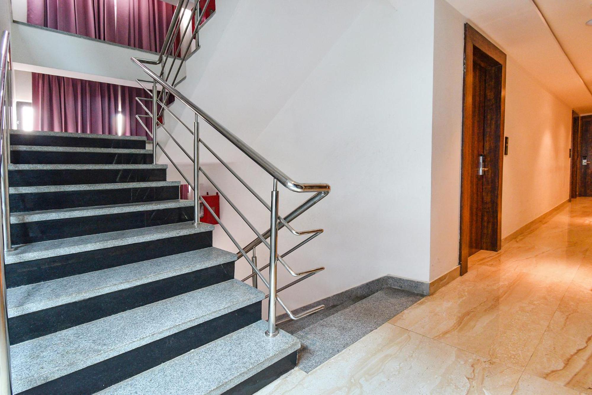 Hotel Fabhotel Prime Prowell Apex 3*