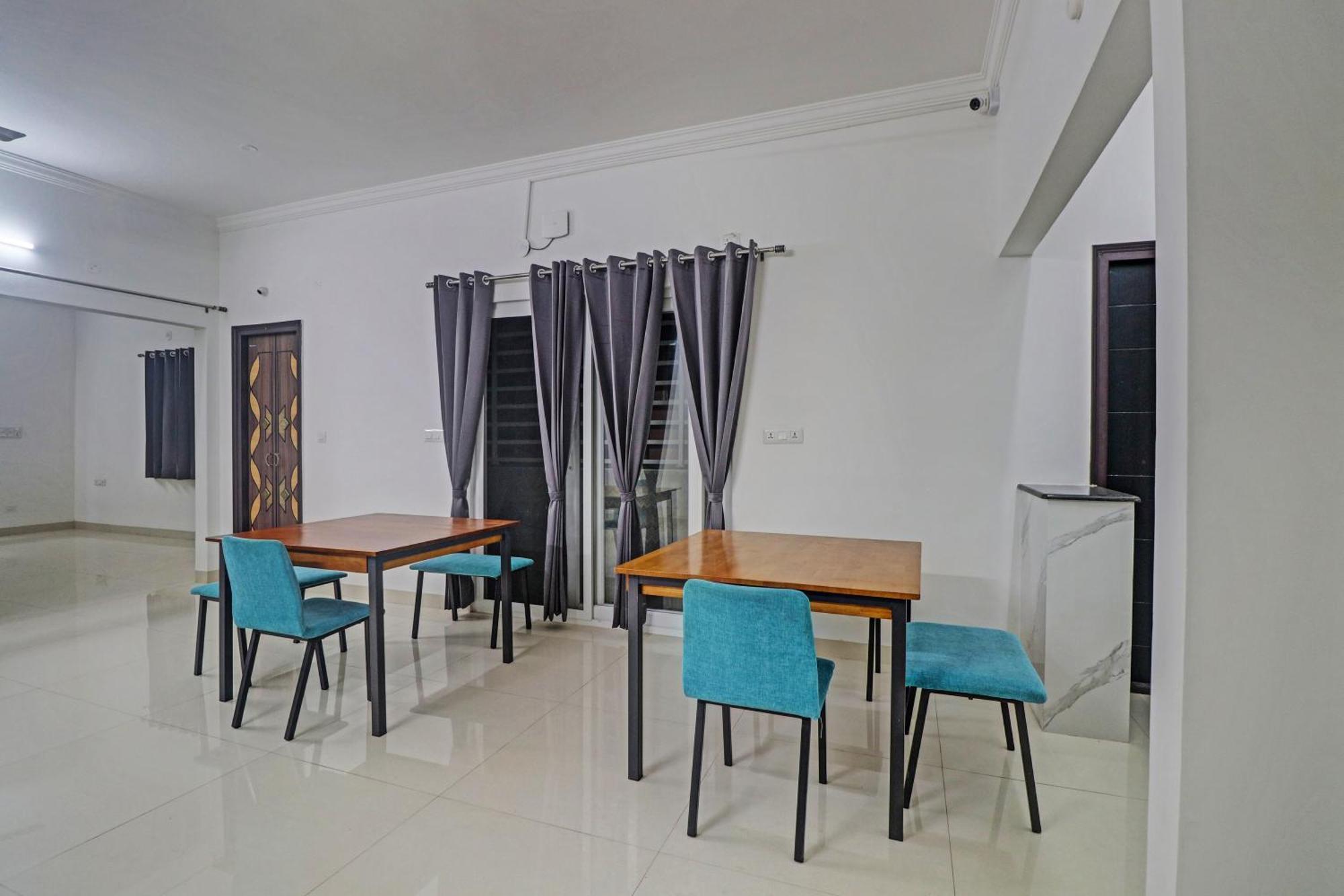 Townhouse Jahnavi Group Hotel 3*