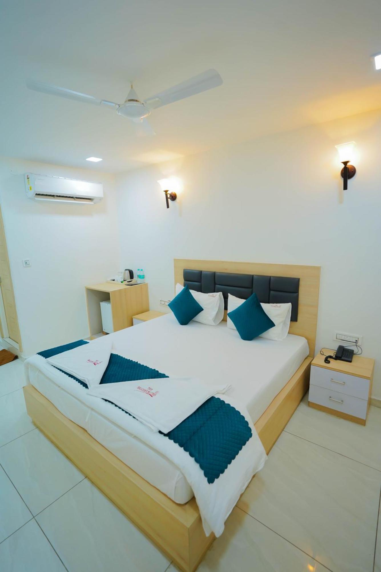 The Balcony I Gachibowli 3*