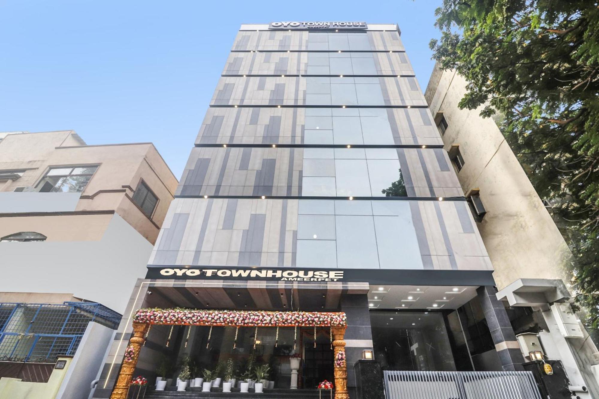 Super Townhouse Ameerpet Hyderabad