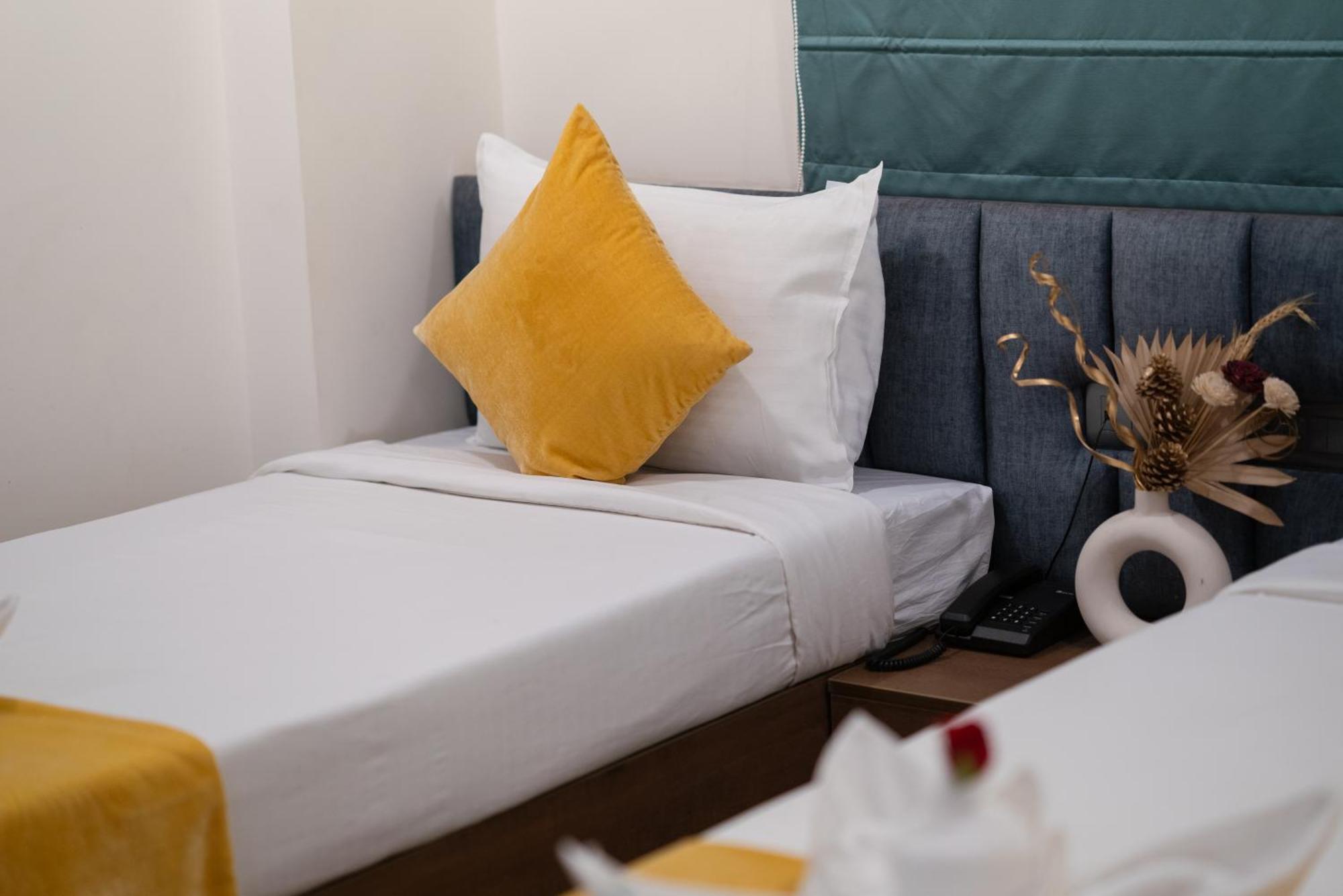 Kyzen Smart Hotel Hyderabad
