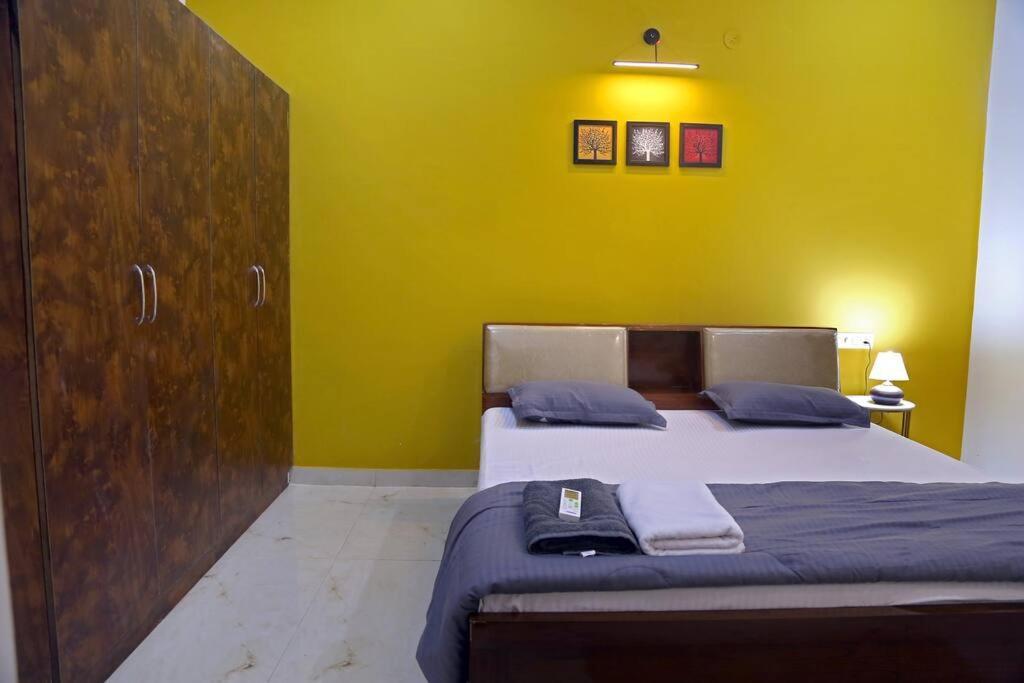 Veetil -3bhk Ac, Kukatpally, Apartment *