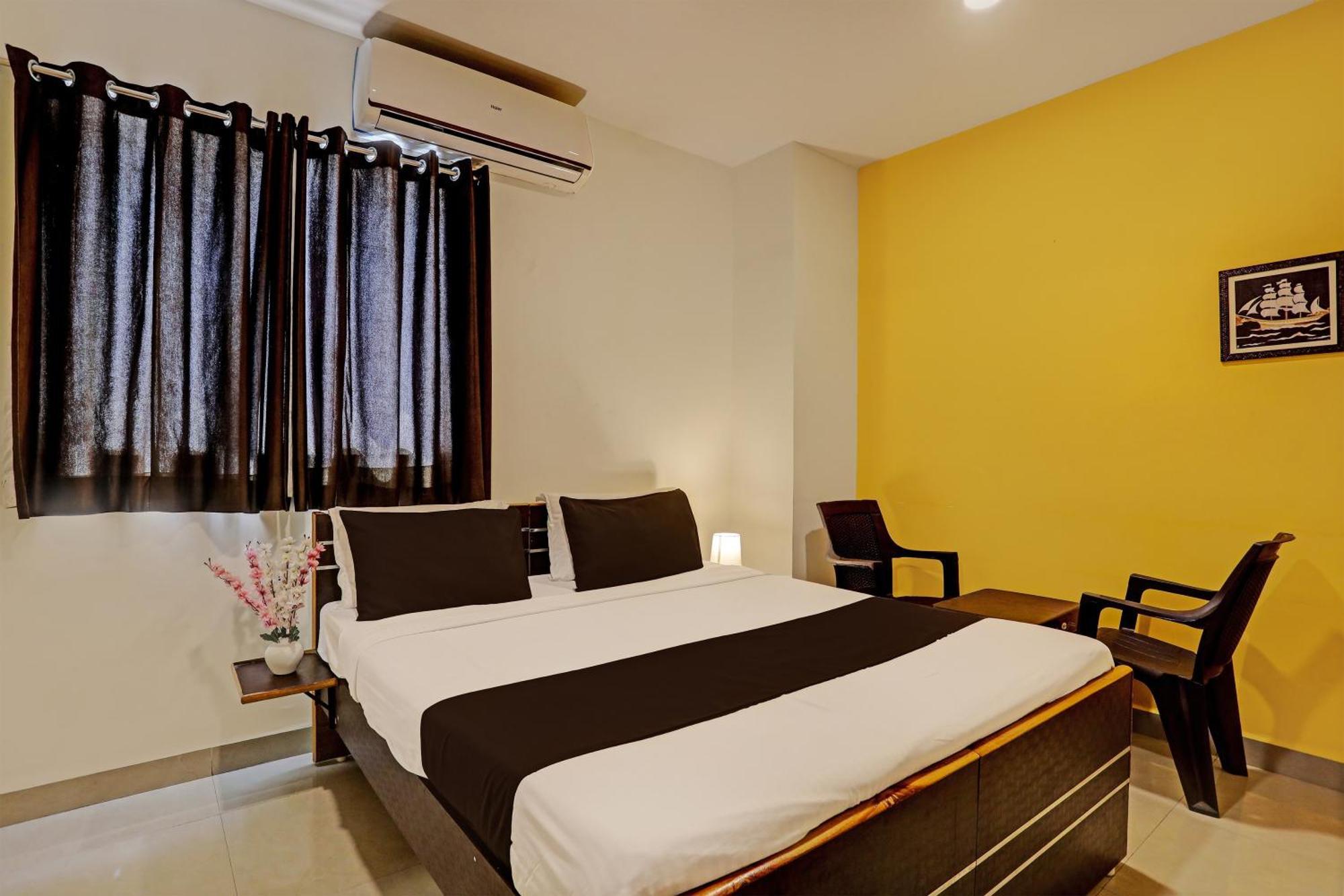 Super Capital O Saharsh Grand Near Shilparamam Hotel Hyderabad