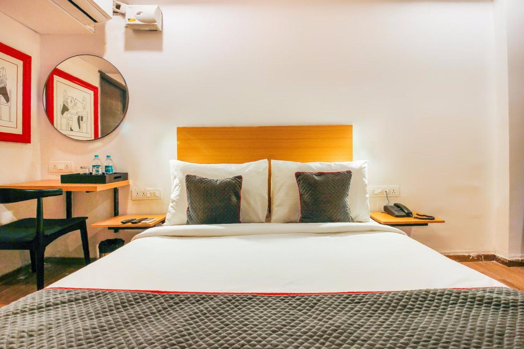 Super Townhouse Rcc Sunrise Hotel 4*