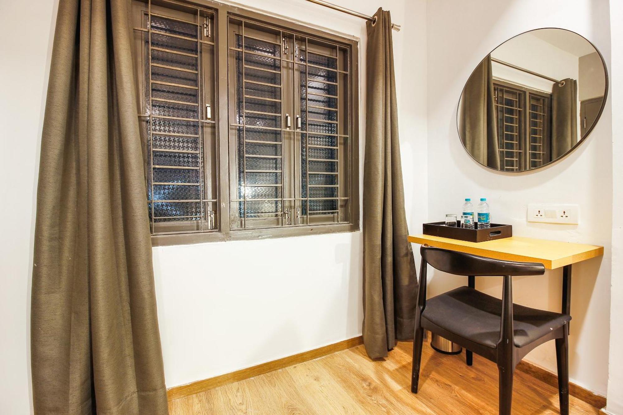 Super Townhouse Rcc Sunrise Hotel 4*