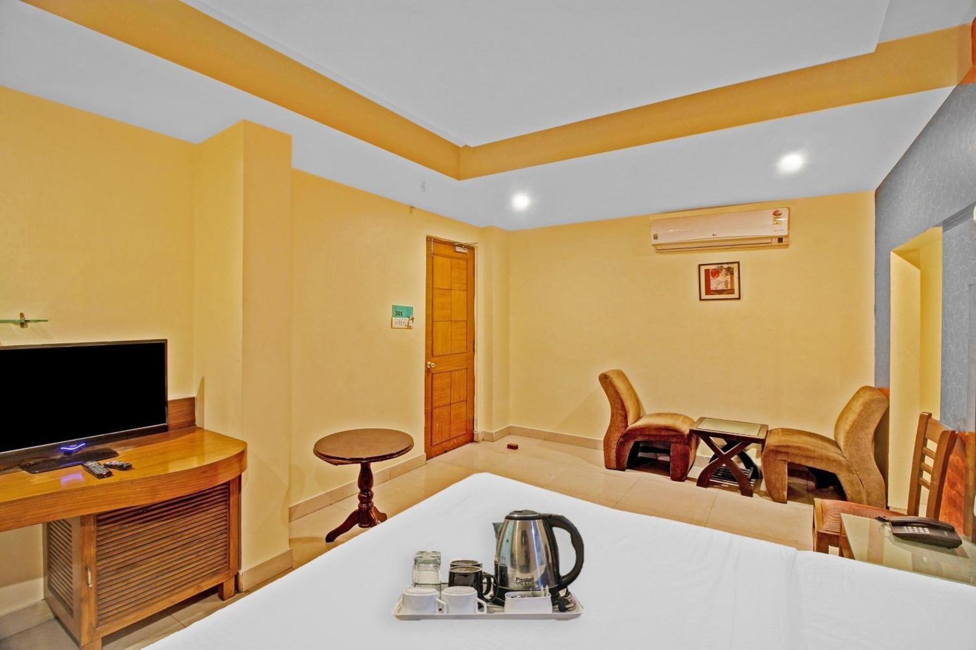 Hotel Townhouse The Grand Plaza 3*