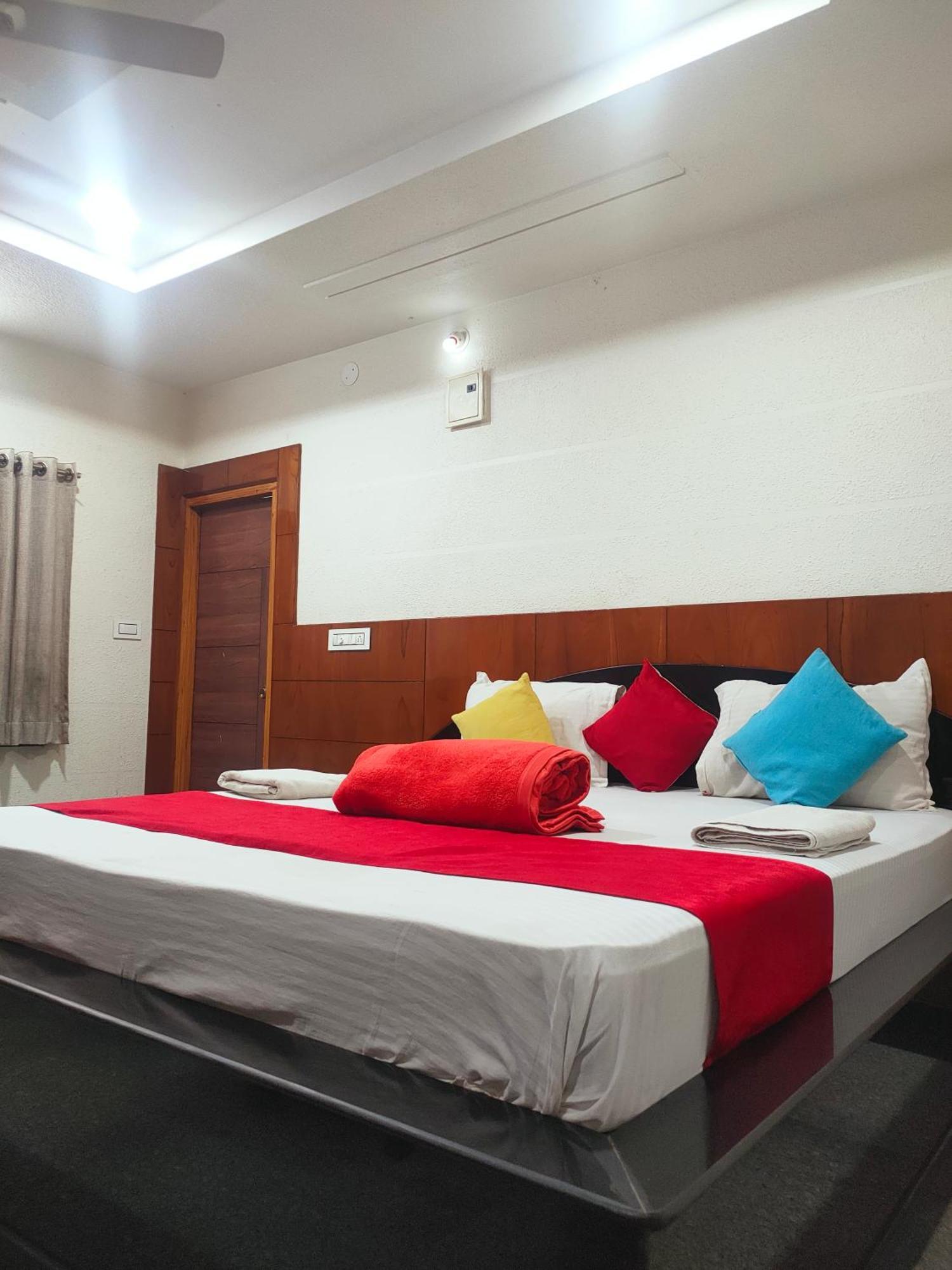 New Maruthi Inn, Lb Nagar 3*
