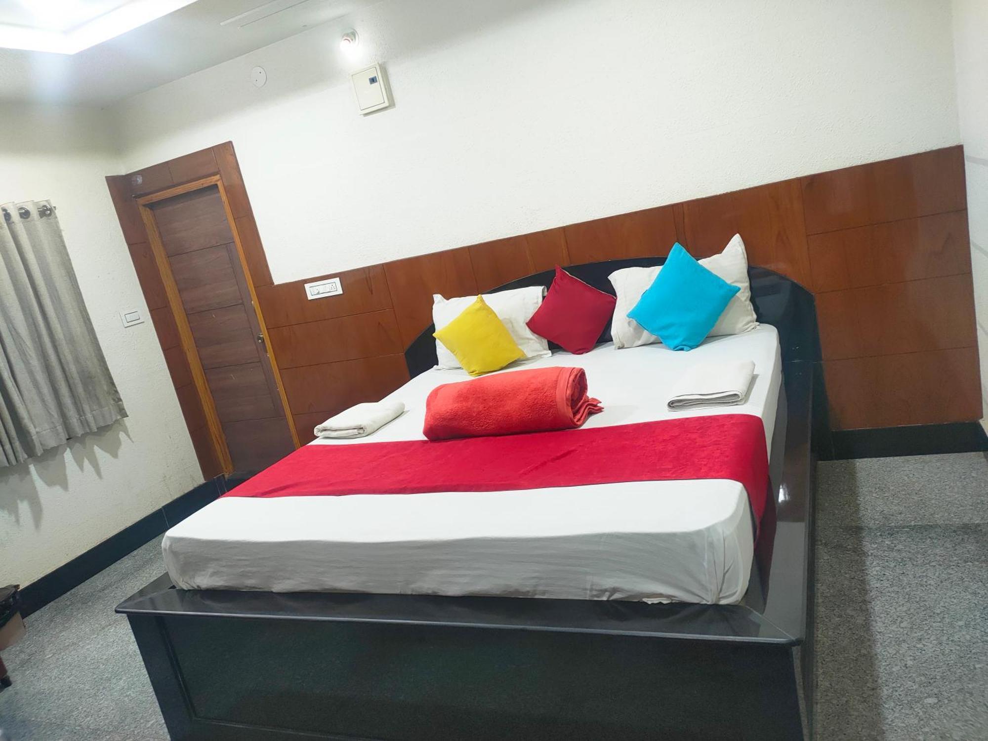 New Maruthi Inn, Lb Nagar Hyderabad
