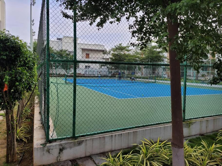 Near To Airport, Just 10 Minutes Away