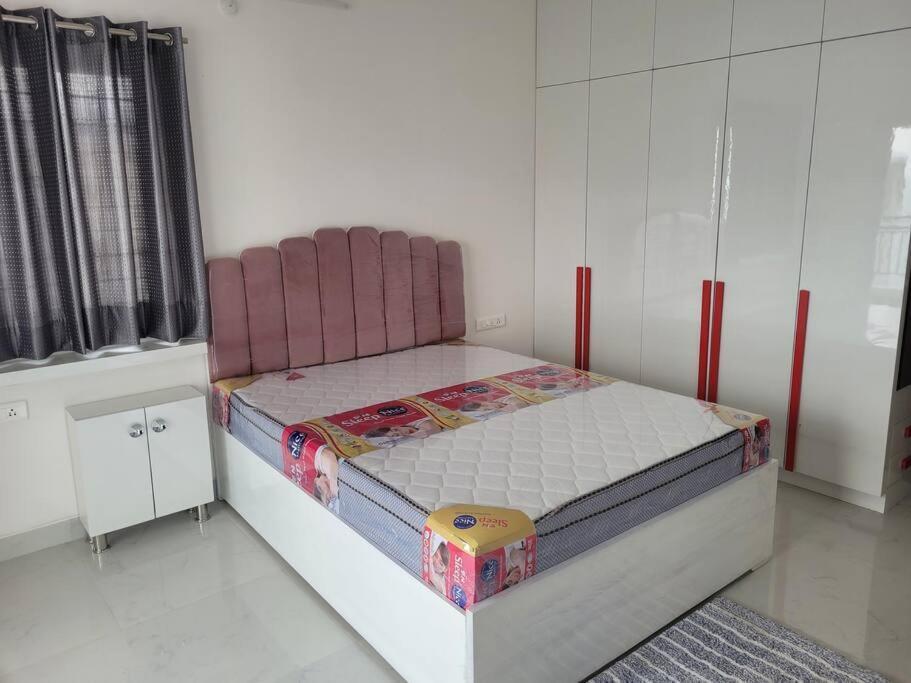 Villa Near To Airport, Just 10 Minutes Away
