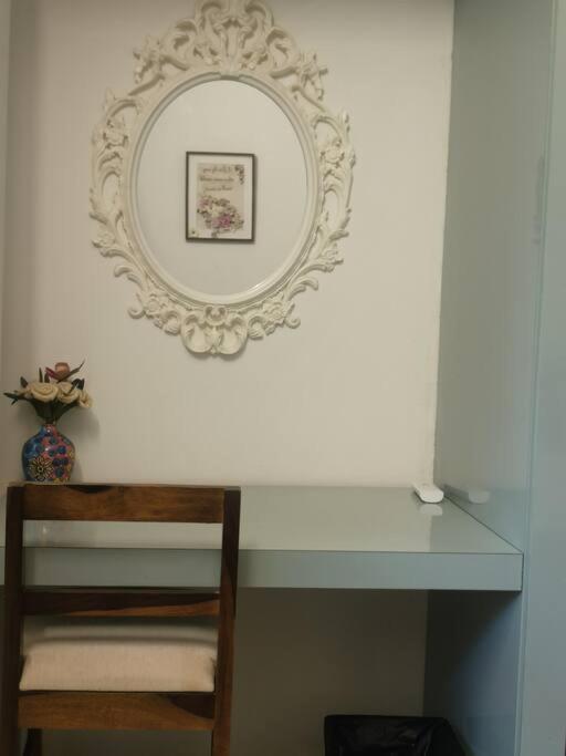 Parkside Bungalow * Hyderabad