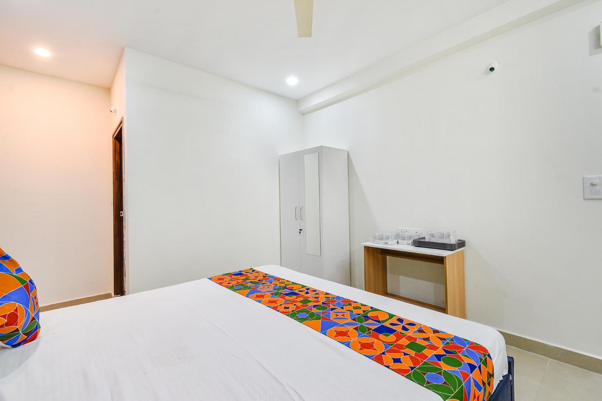 Fabhotel Maski Suites, Kondapur Hotel