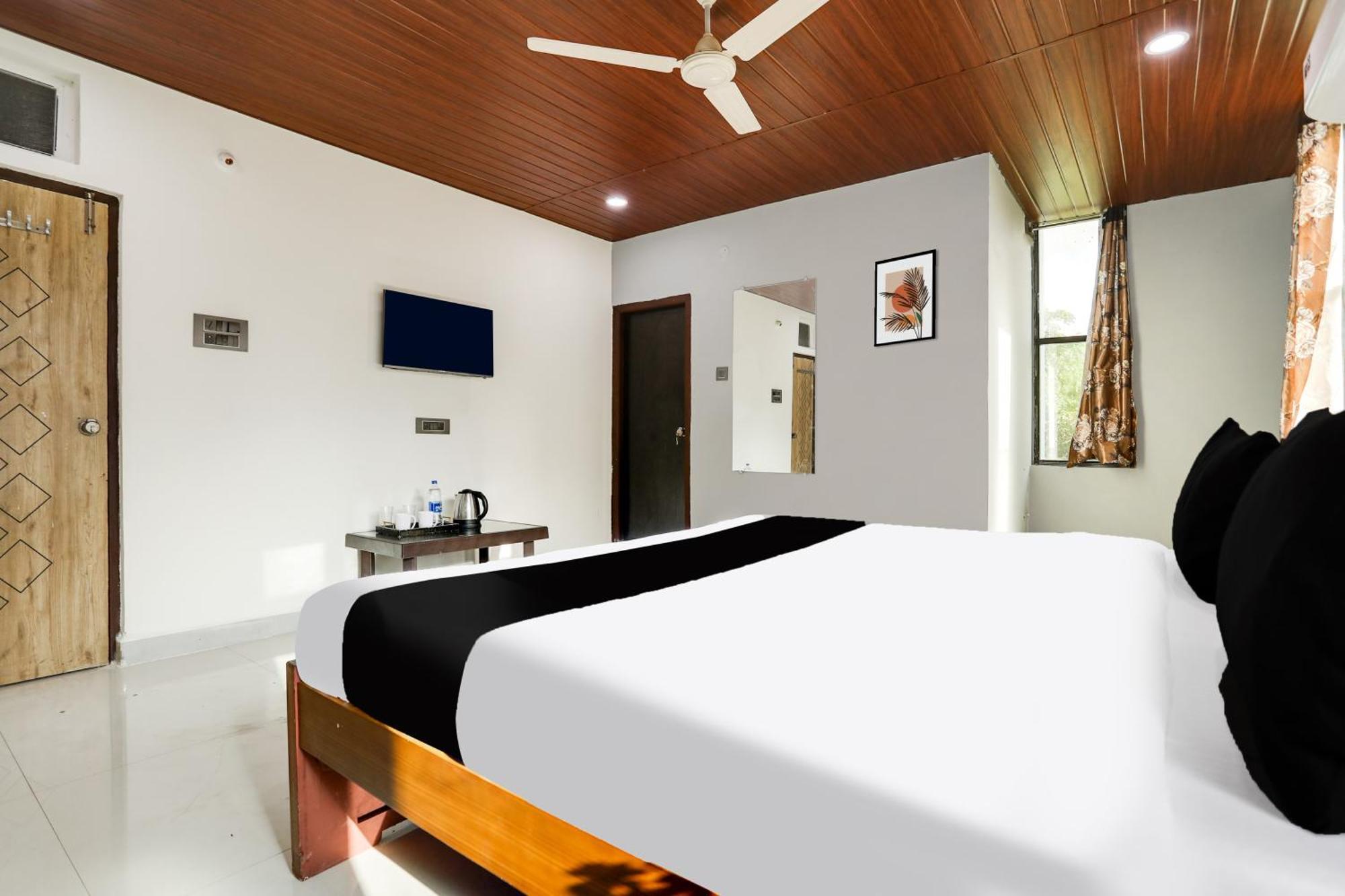 Hotel O Madhapur Vip Hills