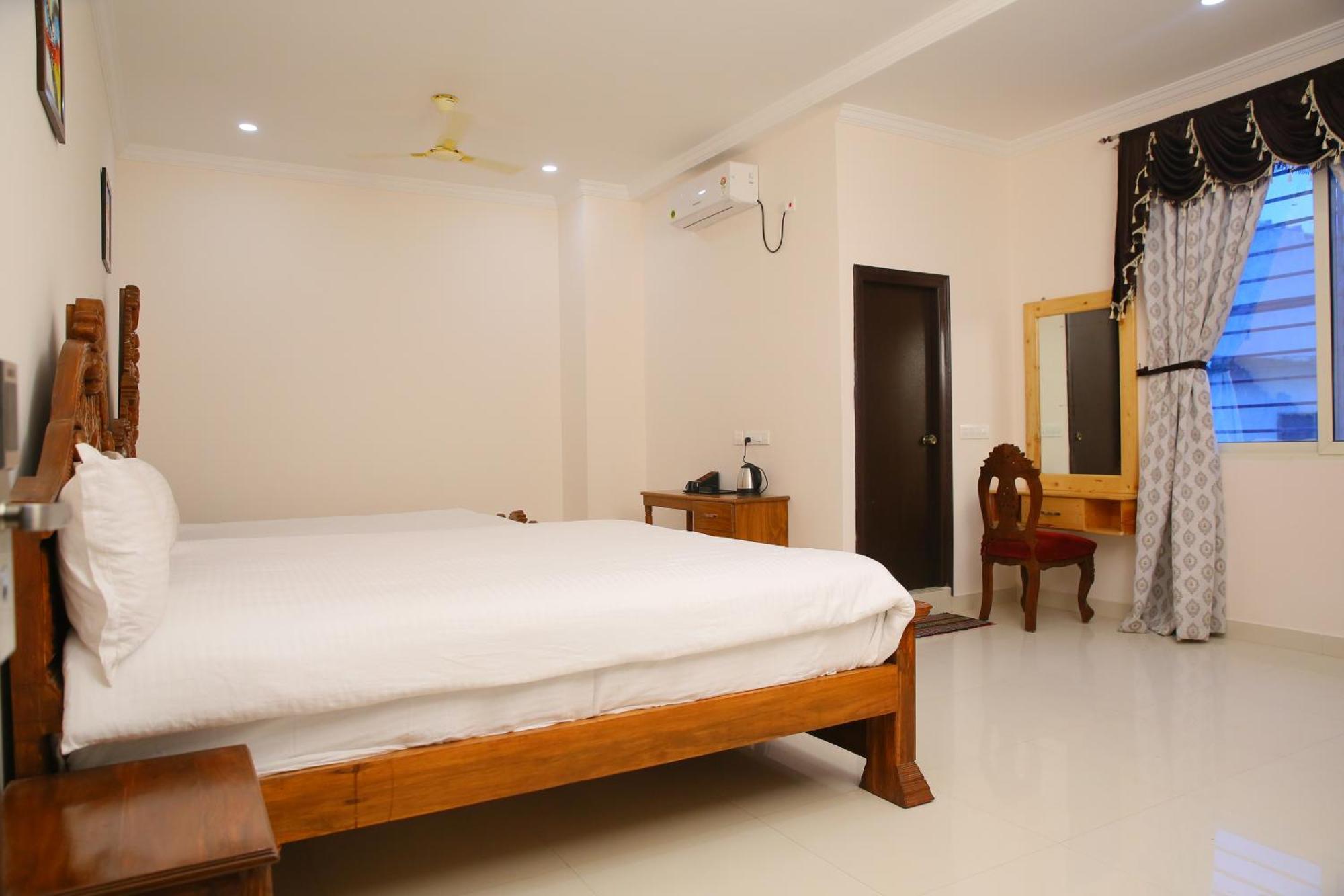 Hotel Saba Executive And 3*