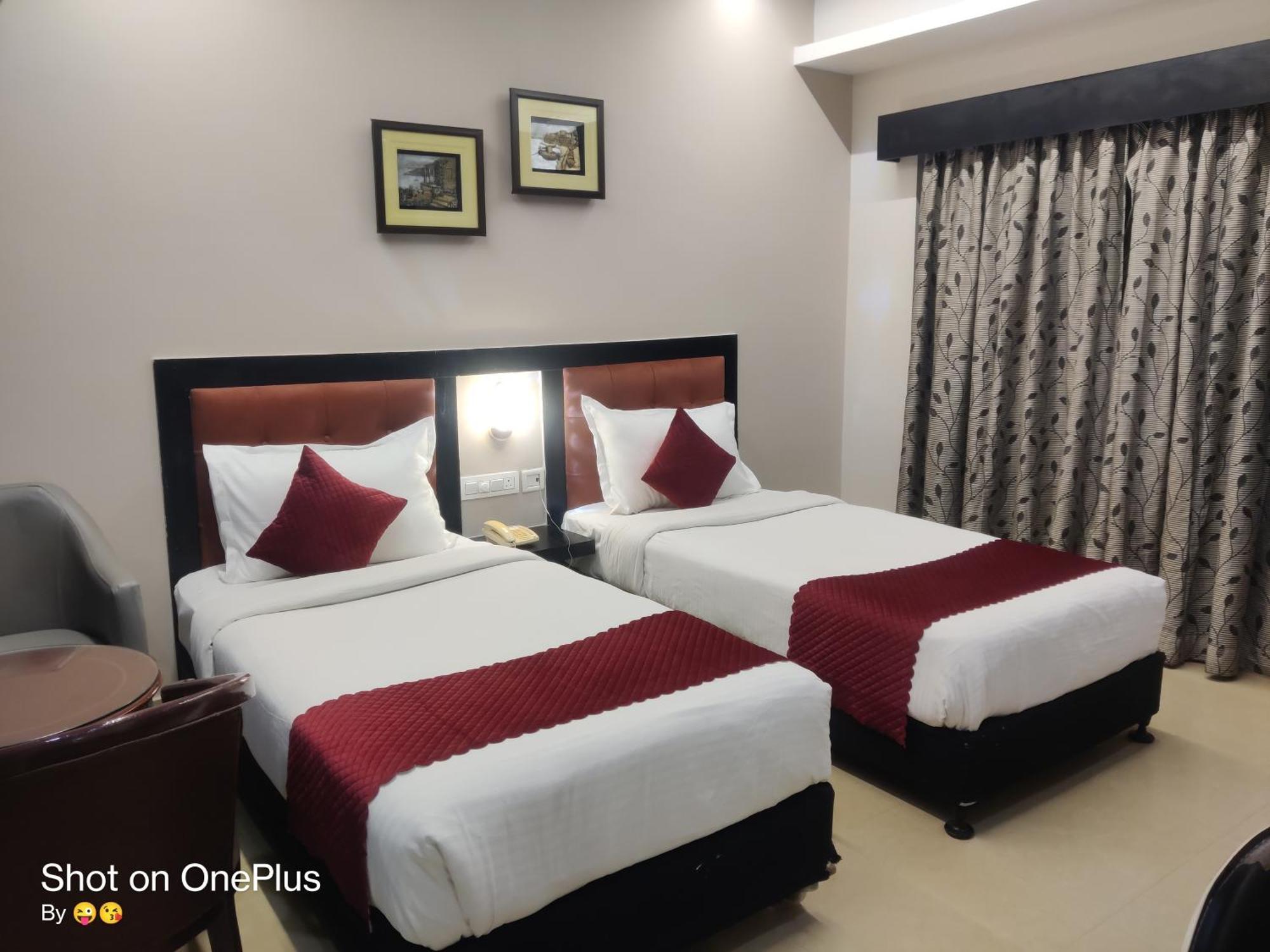 Hotel Delphi Grand