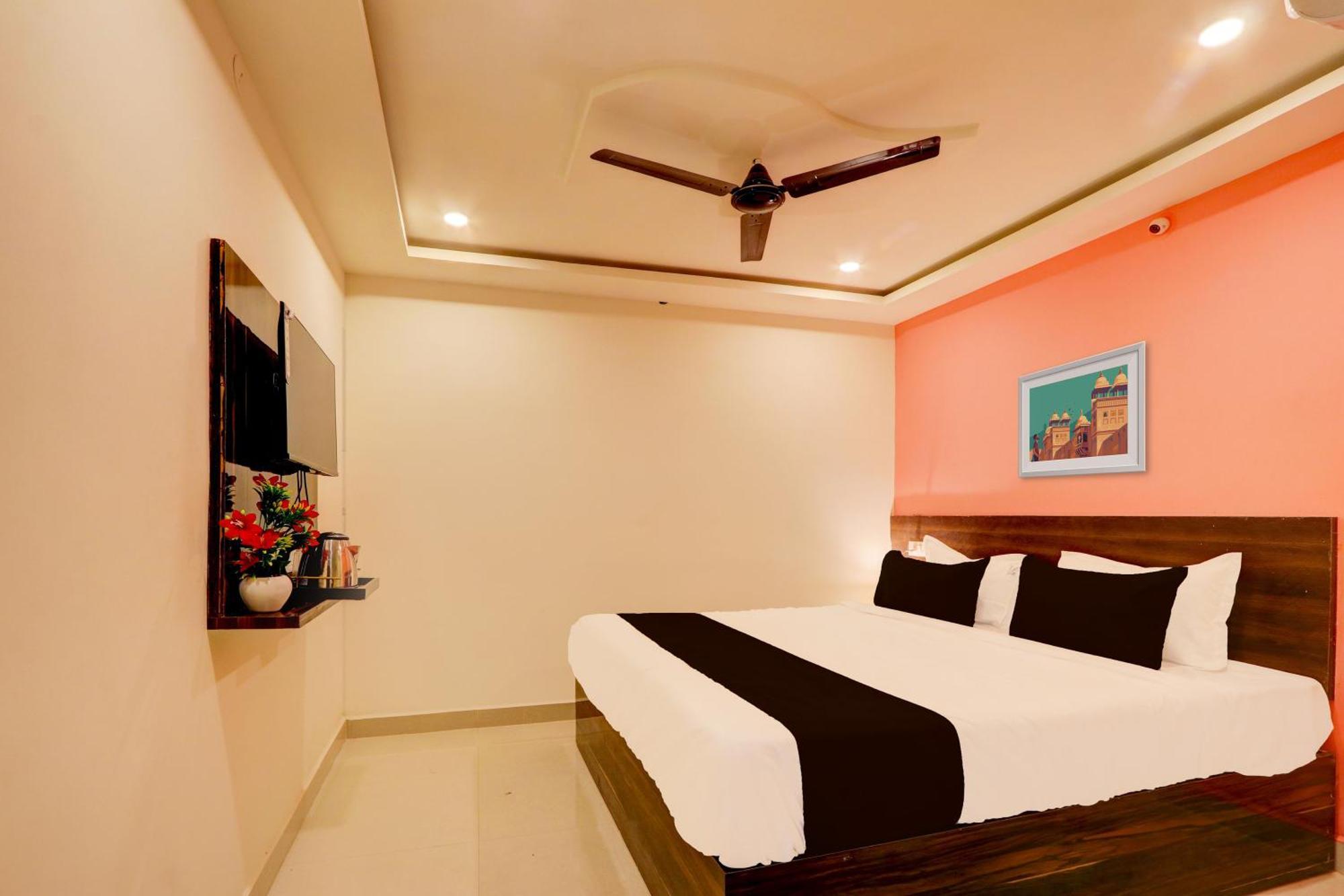 Hotel O S L N Grand Hyderabad