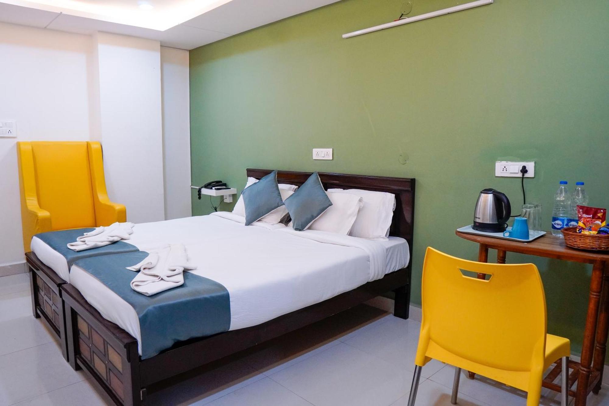 Hotel The Casa Heights