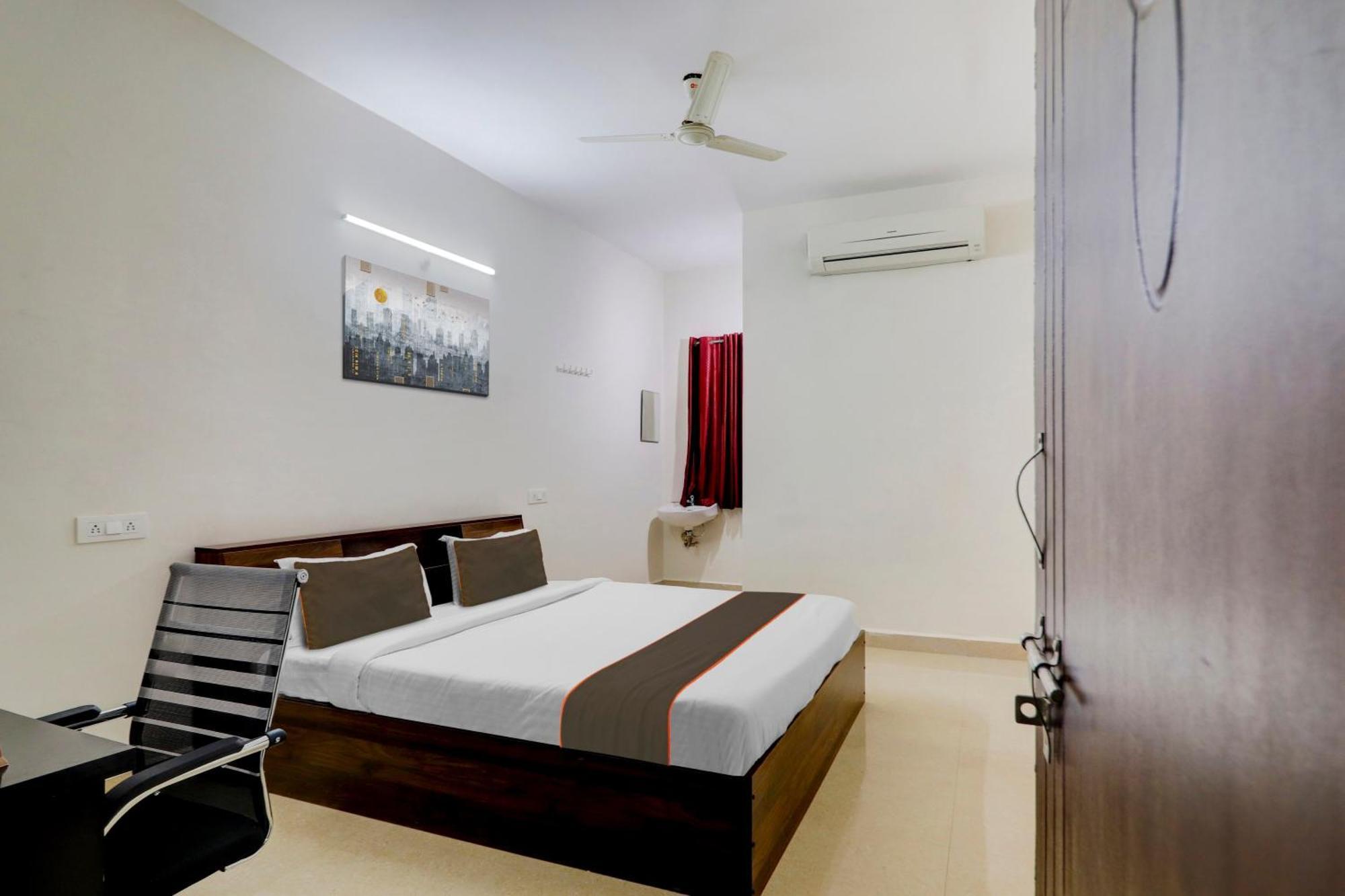 Hotel Capital O S V Residency Nalagandla