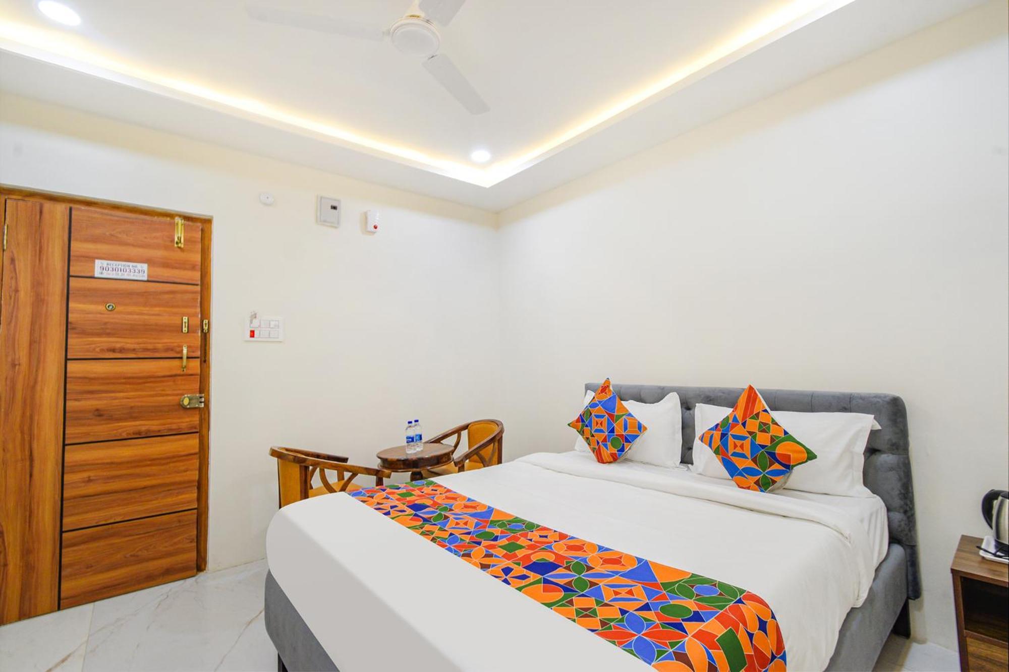 Hotel Fabhotel Ssr Ikon