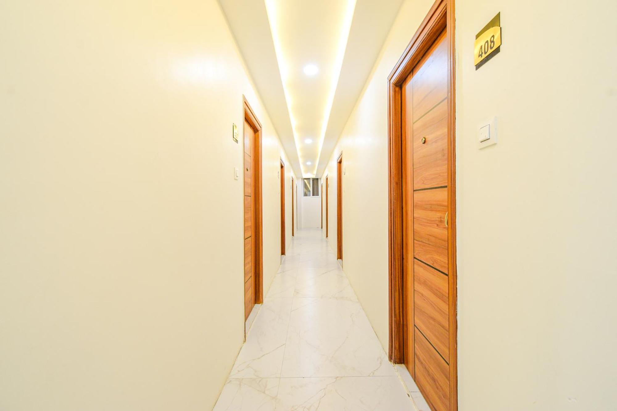 Hotel Fabhotel Ssr Ikon