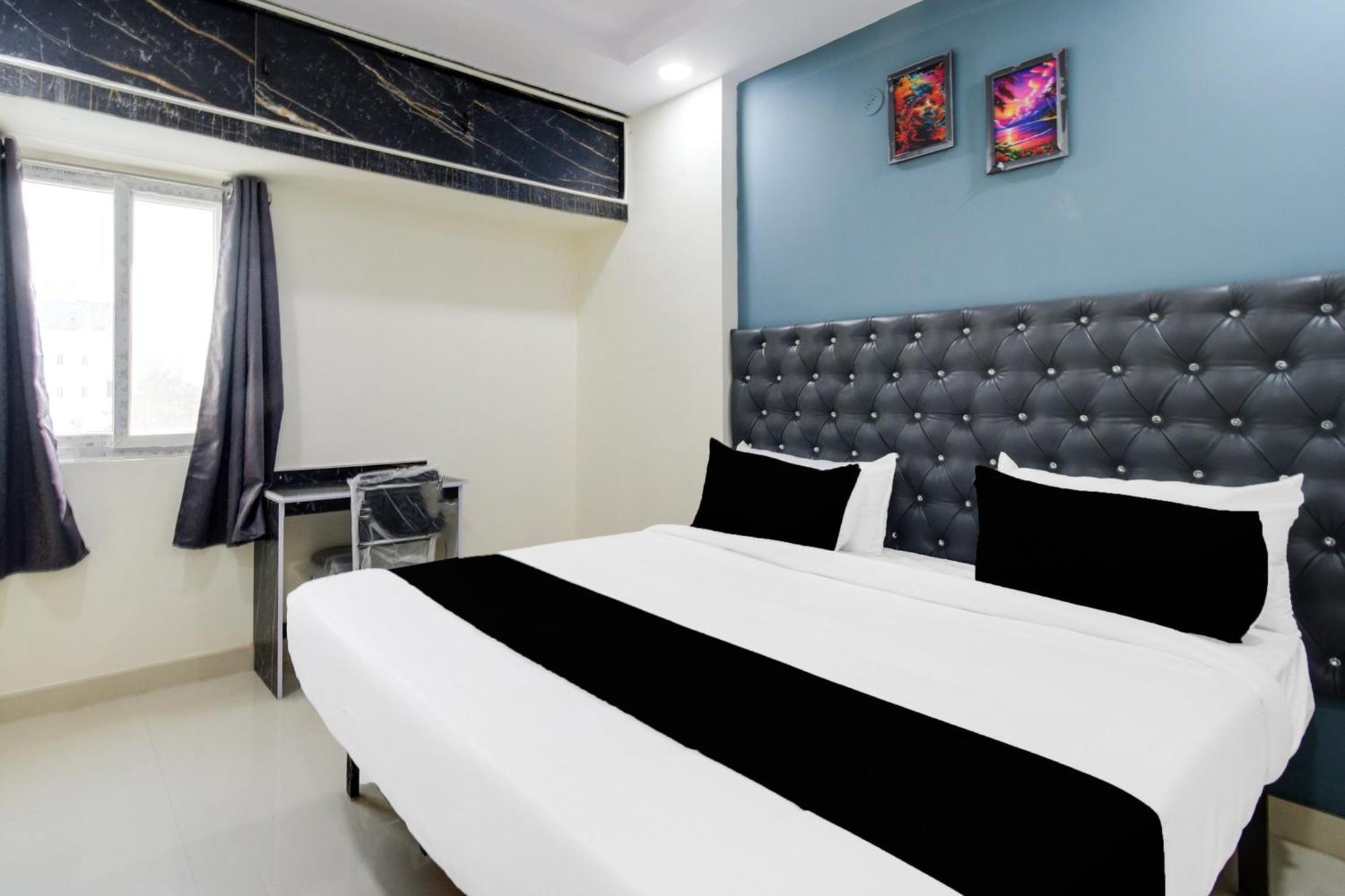O Sbr Hafeezpet Hotel
